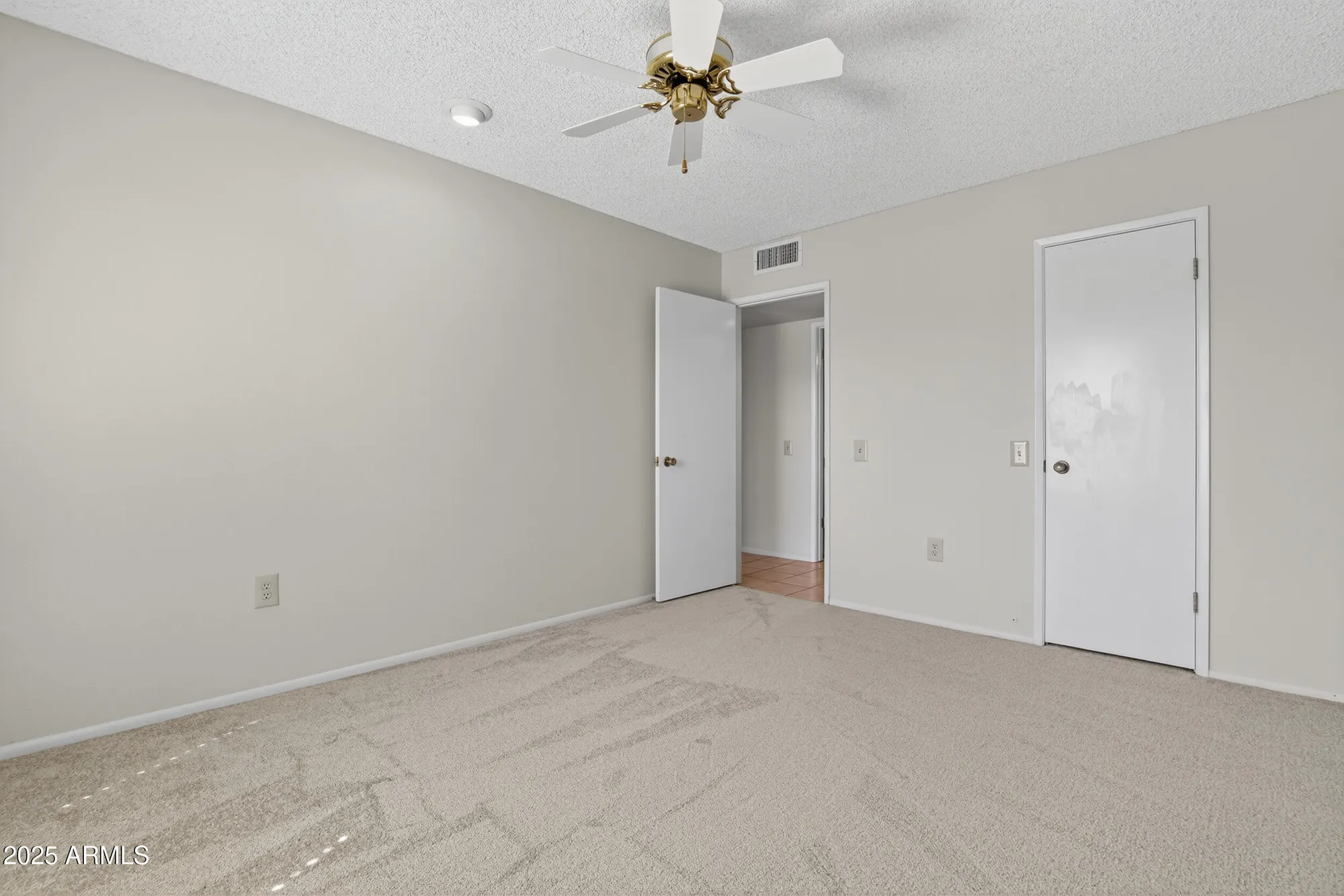 Property Slideshow image 34 of 53 | 9418 w cedar hill cir n, Sun City, AZ, 85351