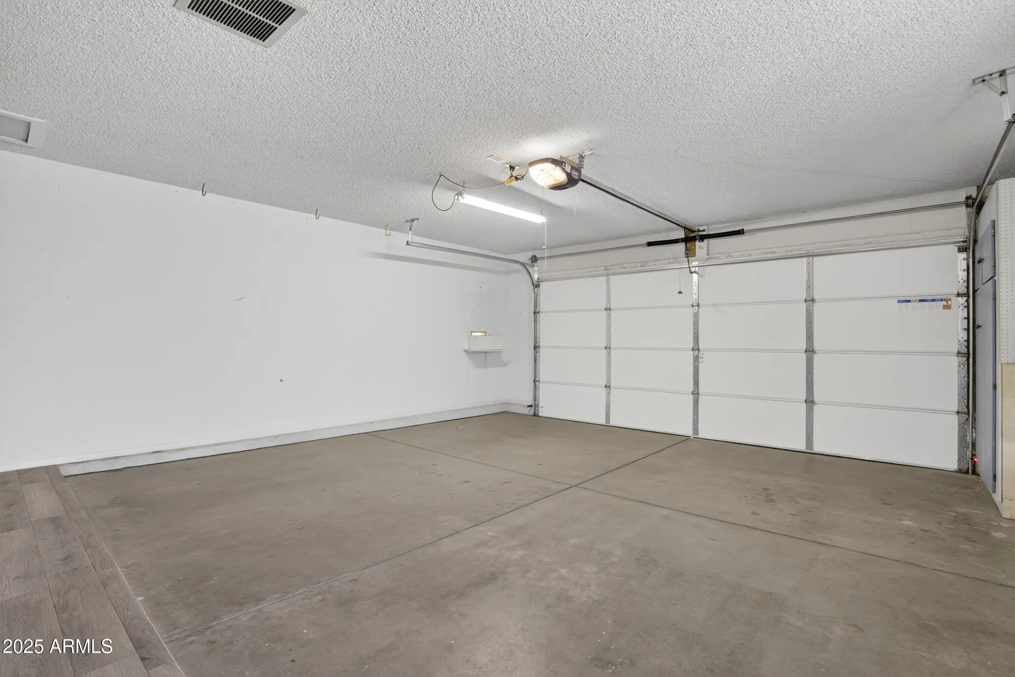 Property Slideshow image 41 of 53 | 9418 w cedar hill cir n, Sun City, AZ, 85351