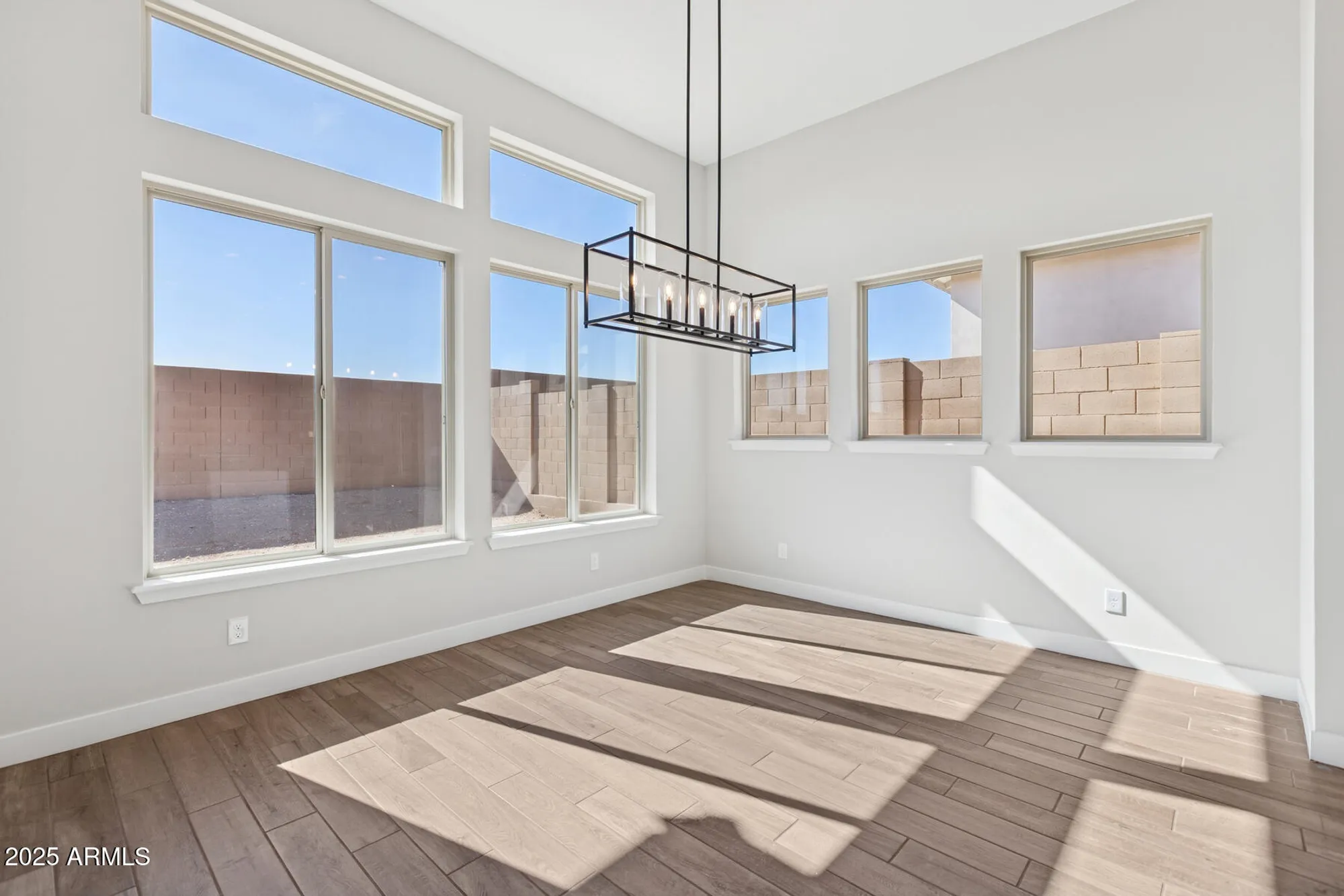 Property Slideshow image 7 of 28 | 20645 w berridge ln, Buckeye, AZ, 85396