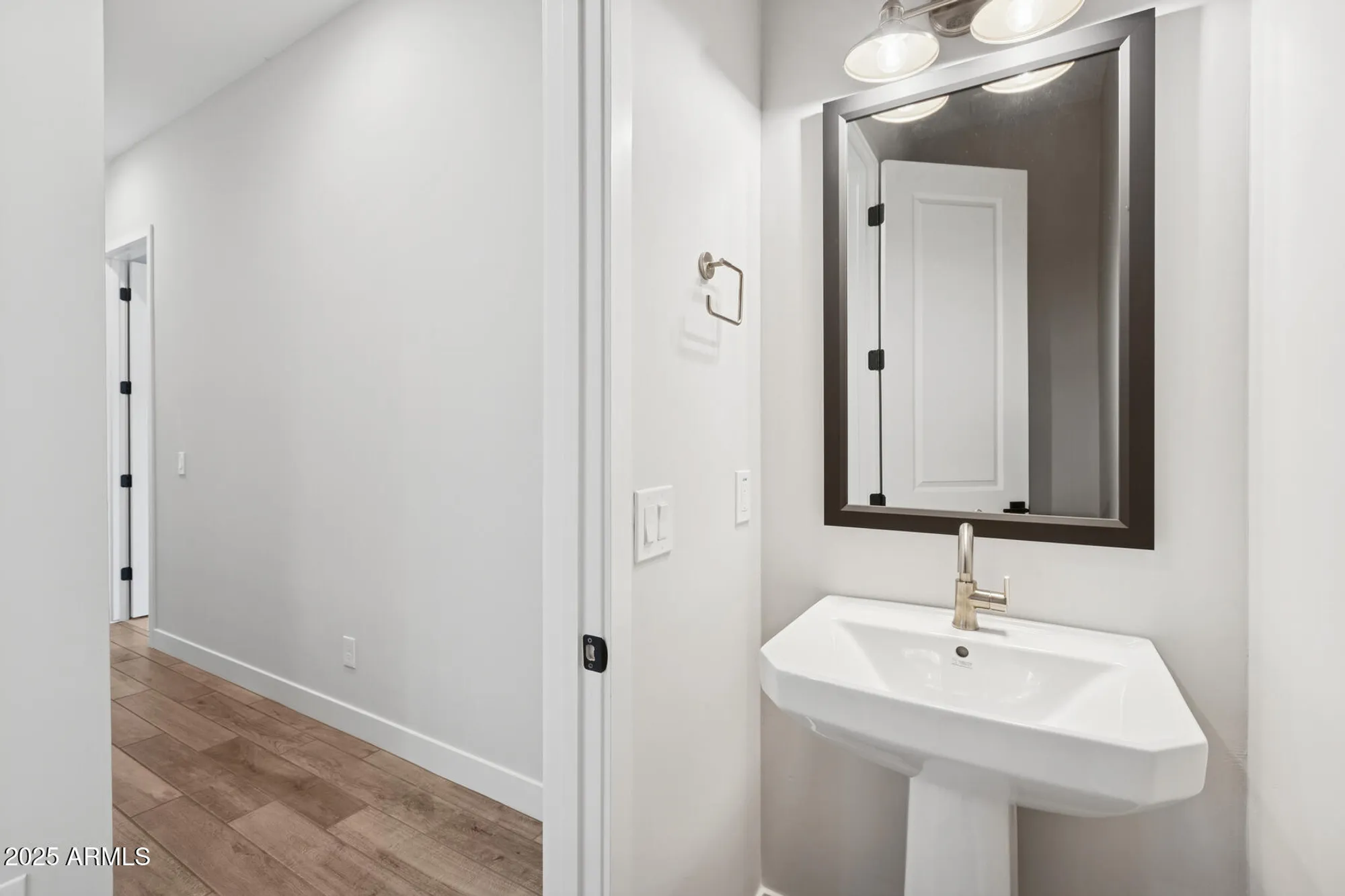 Property Slideshow image 16 of 28 | 20645 w berridge ln, Buckeye, AZ, 85396