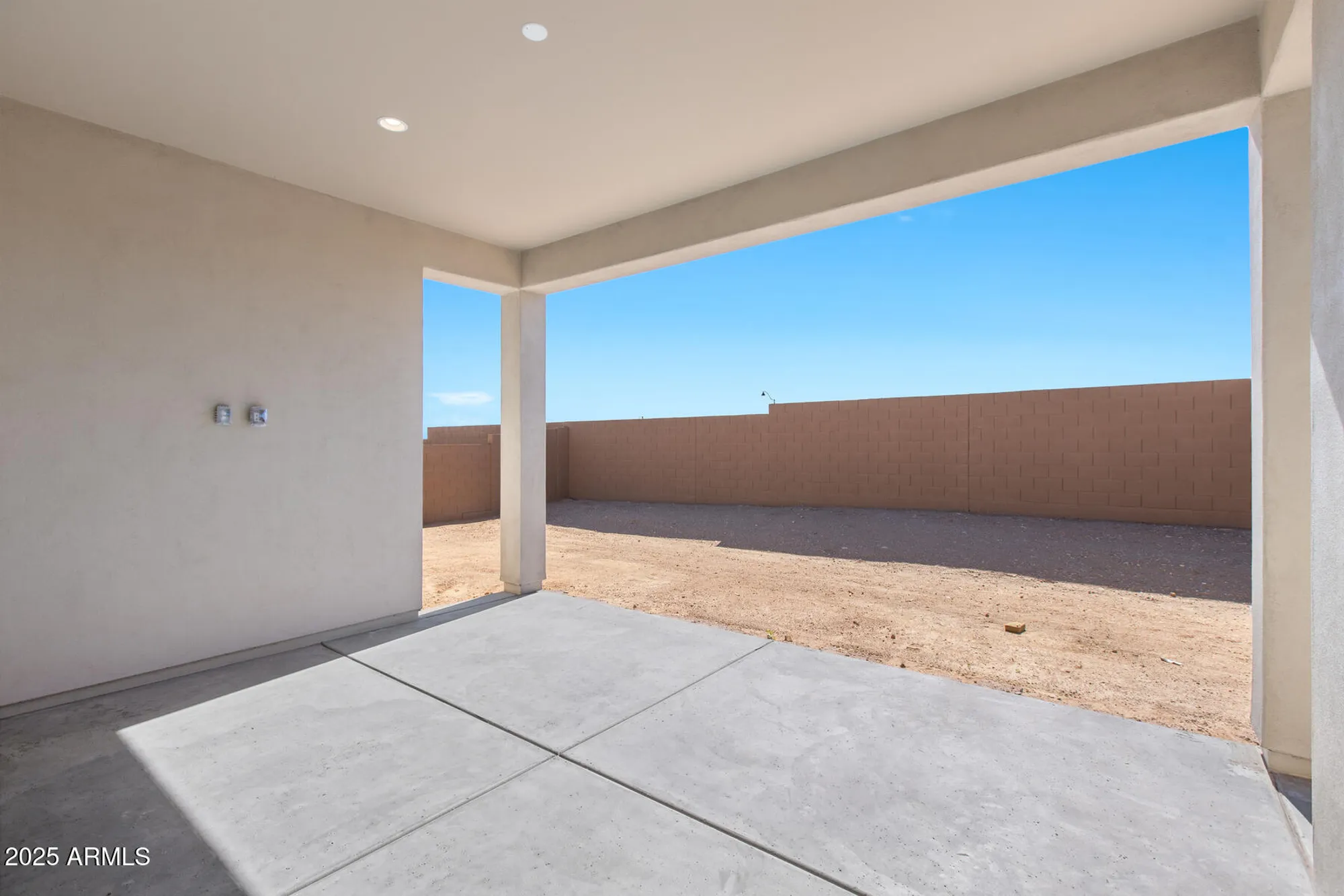 Property Slideshow image 21 of 28 | 20645 w berridge ln, Buckeye, AZ, 85396