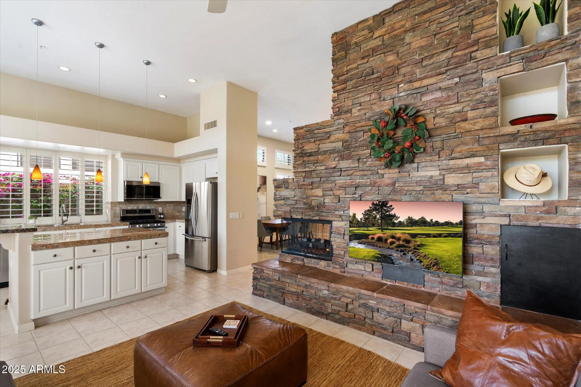 Property Slideshow image 9 of 29 | 6561 e shooting star way, Scottsdale, AZ, 85266