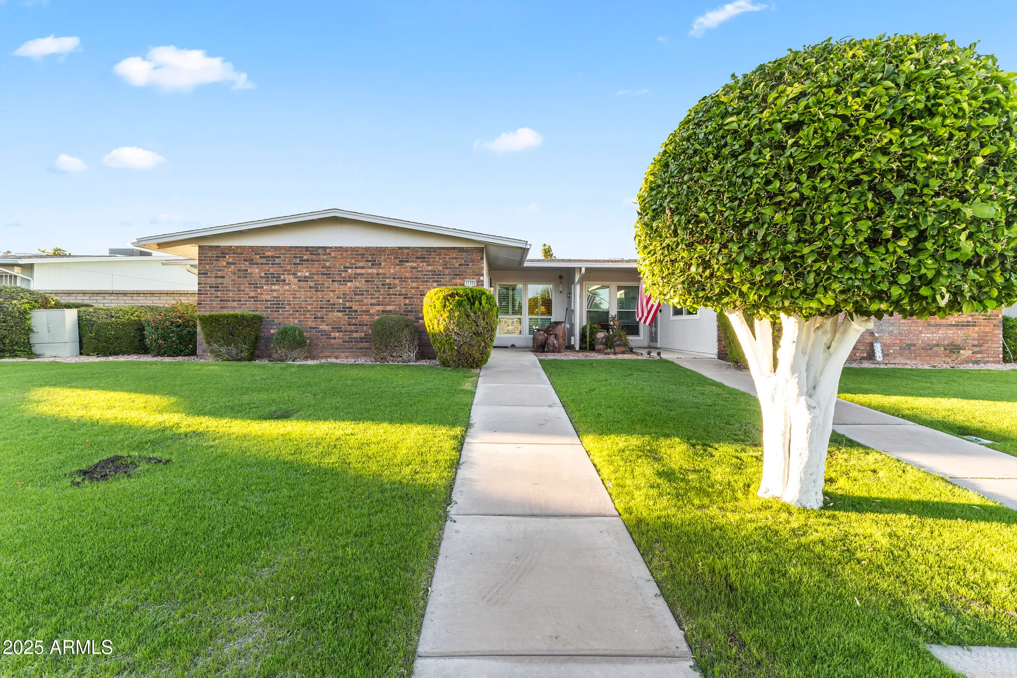 Property Slideshow image 1 of 29 | 17322 n del webb blvd, Sun City, AZ, 85373