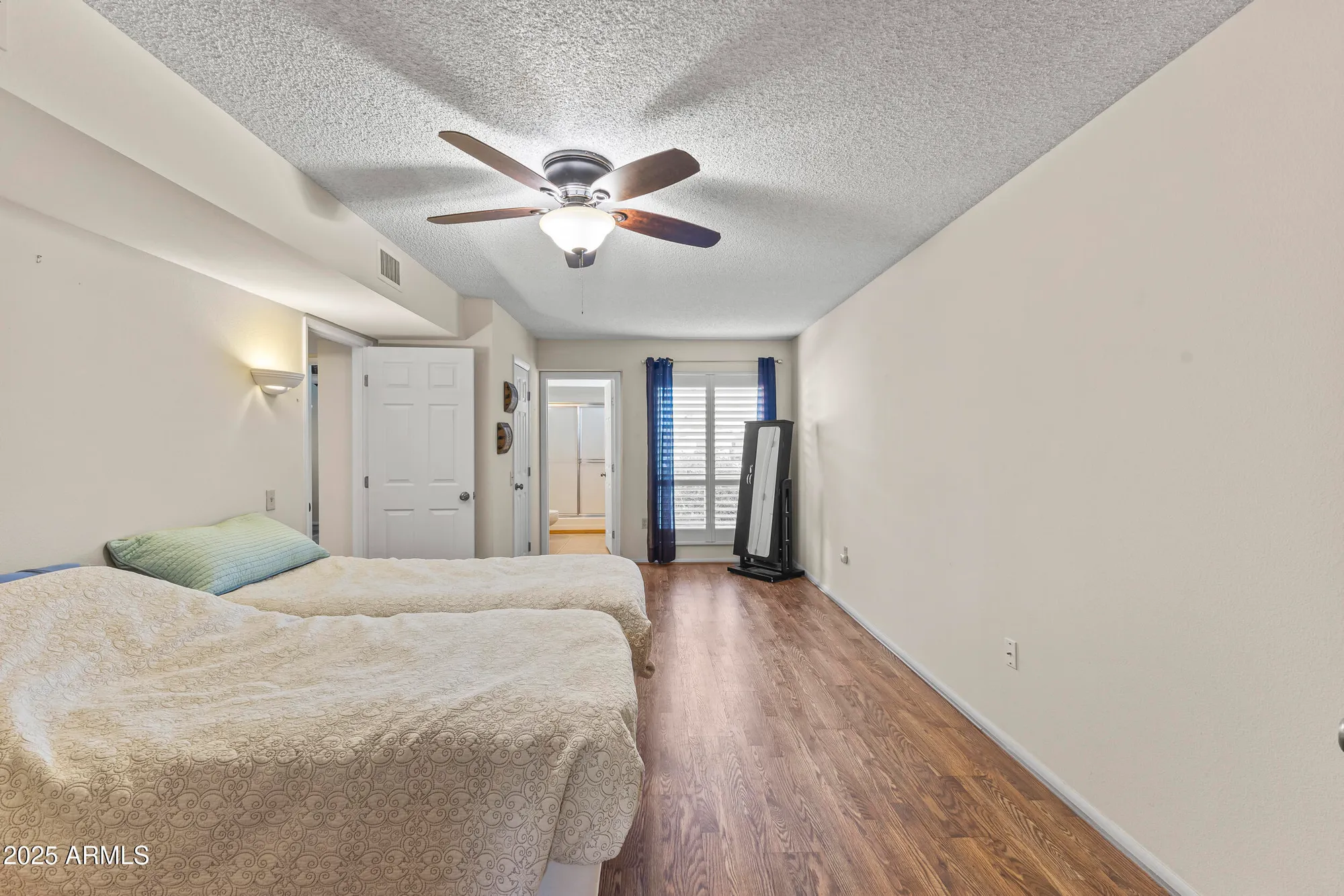 Property Slideshow image 16 of 29 | 17322 n del webb blvd, Sun City, AZ, 85373