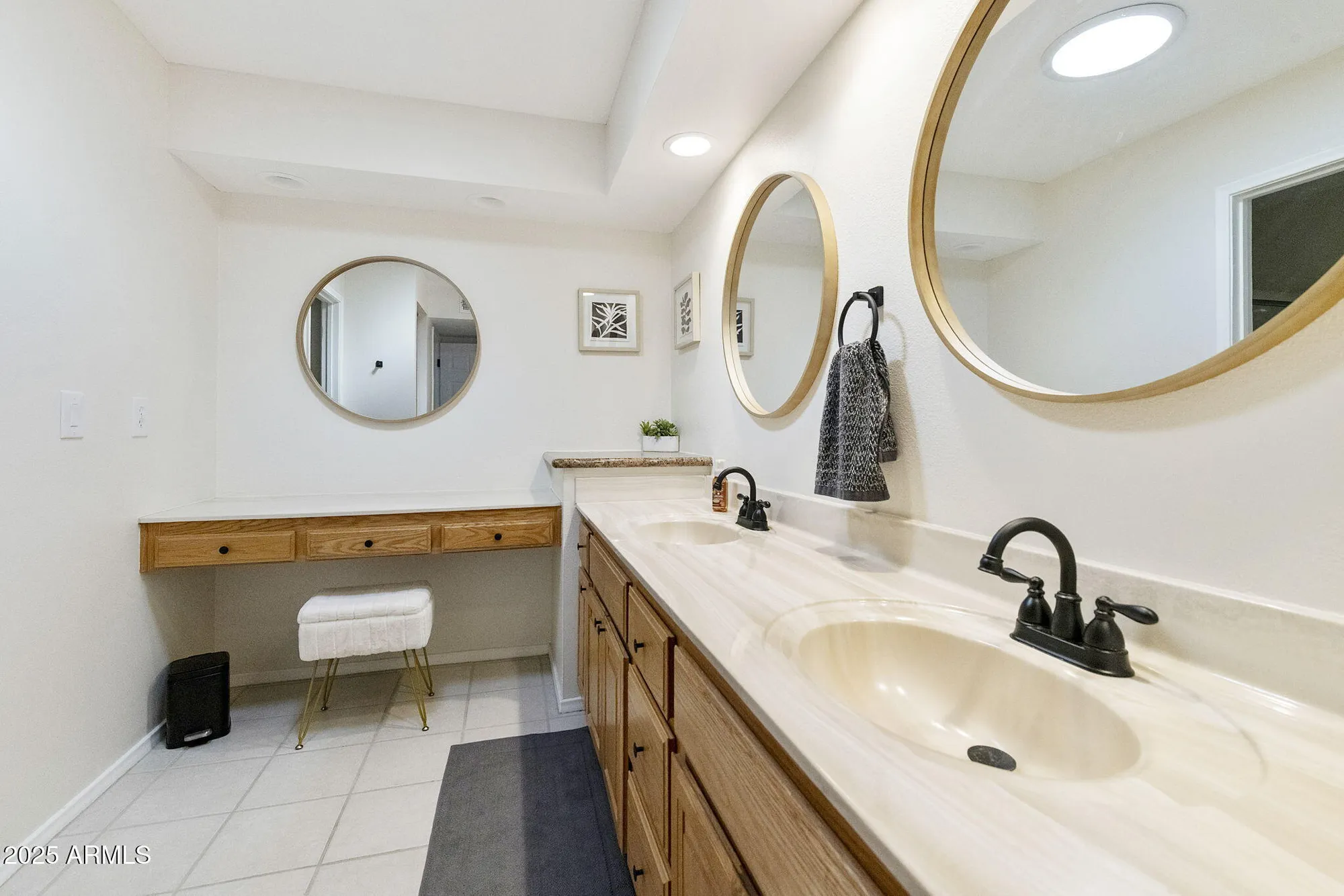 Property Slideshow image 20 of 43 | 25806 s boxwood dr, Sun Lakes, AZ, 85248