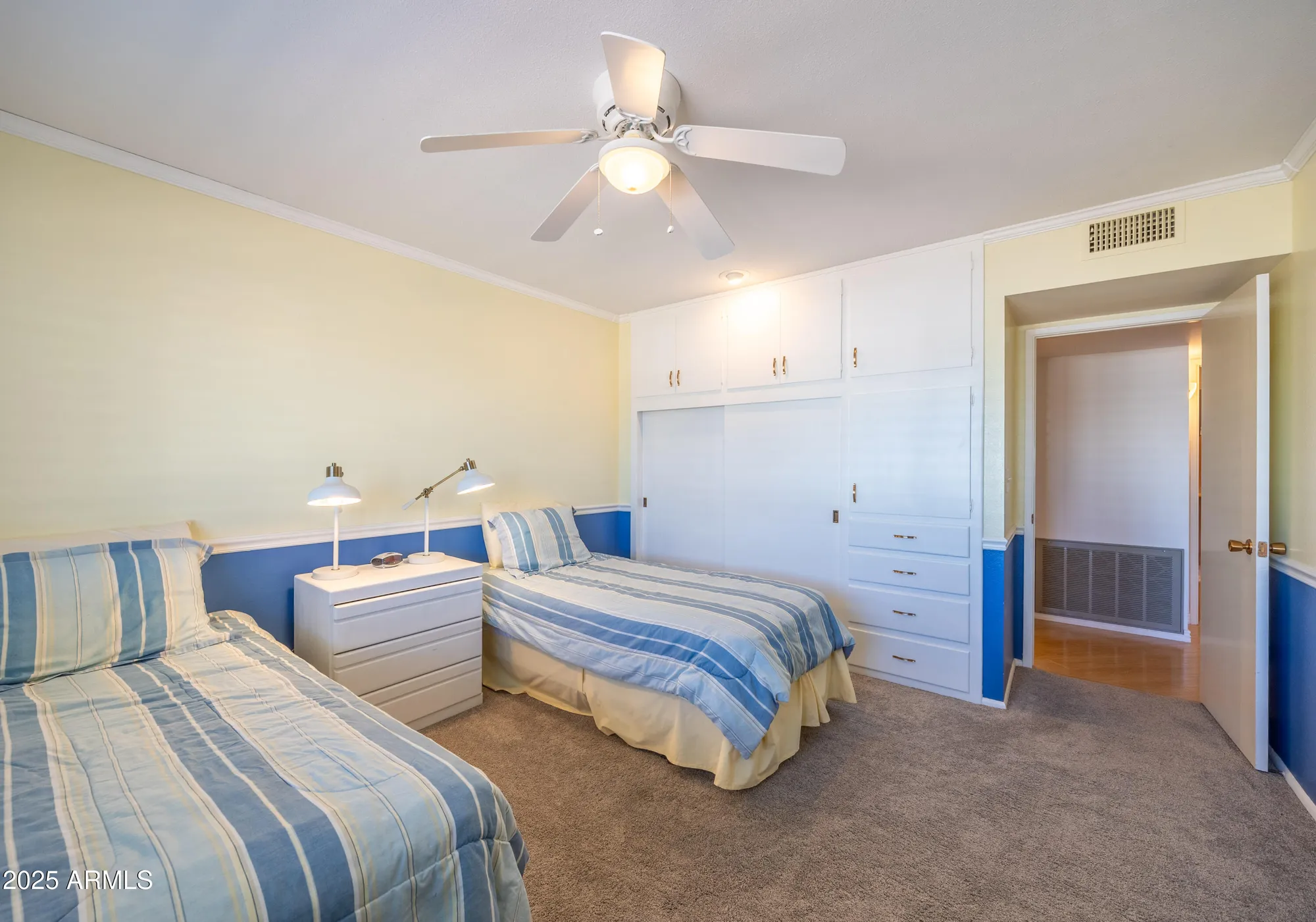 Property Slideshow image 19 of 27 | 10927 w white mountain rd, Sun City, AZ, 85351