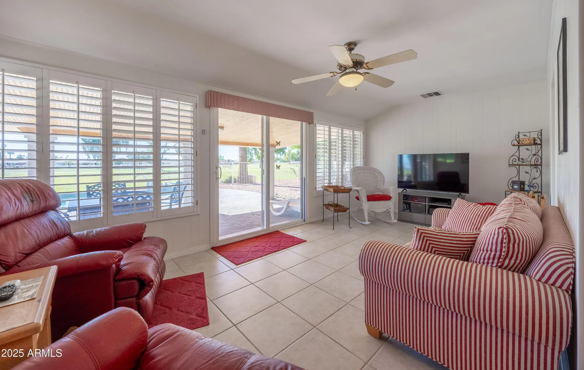 Property Slideshow image 16 of 27 | 10927 w white mountain rd, Sun City, AZ, 85351