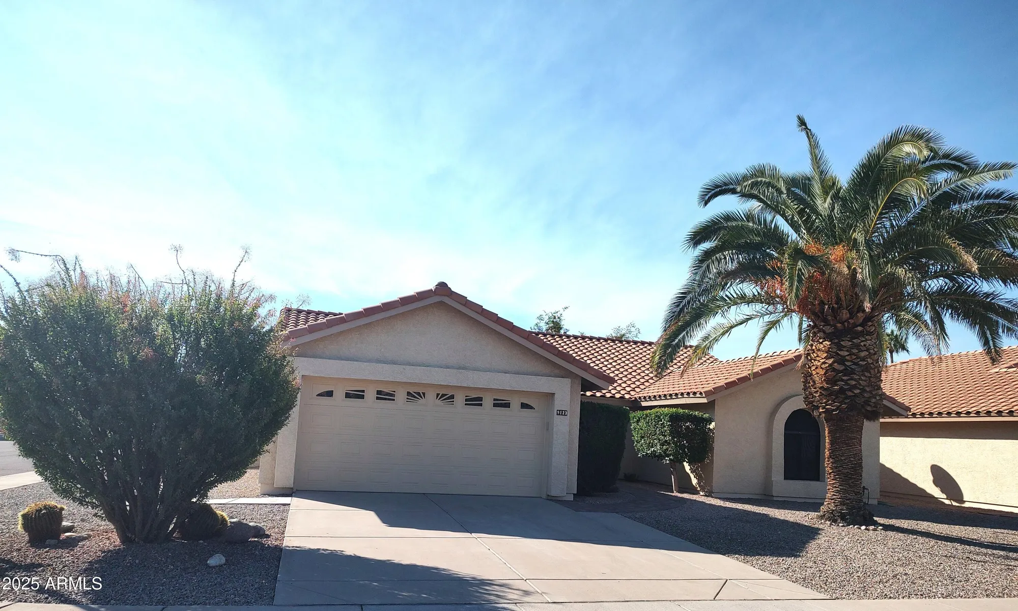 Property Slideshow image 3 of 32 | 9123 w utopia rd, Peoria, AZ, 85382