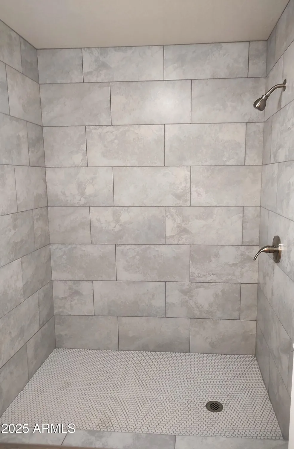 Property Slideshow image 25 of 32 | 9123 w utopia rd, Peoria, AZ, 85382