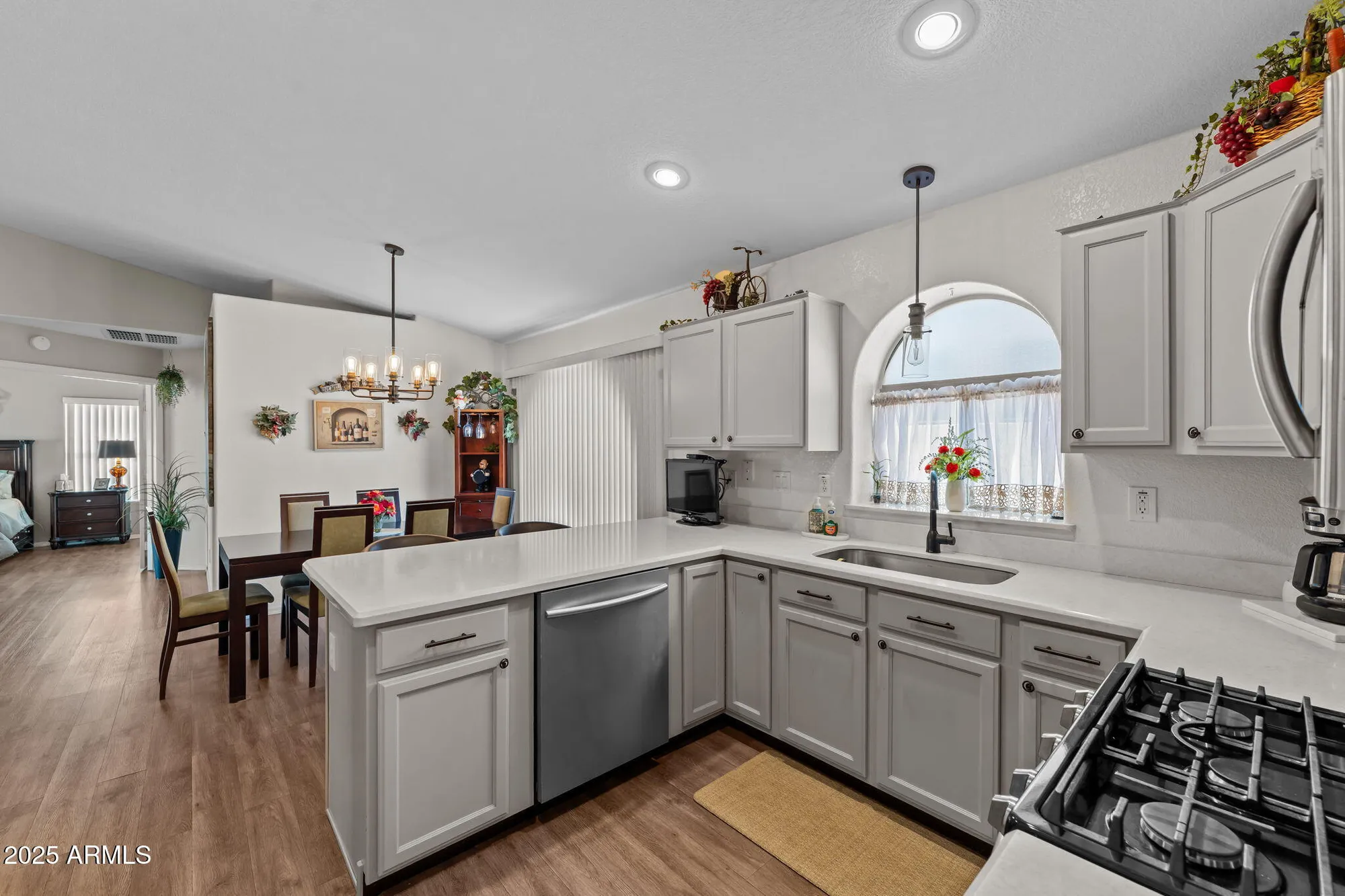 Property Slideshow image 7 of 34 | 18049 w weatherby dr, Surprise, AZ, 85374