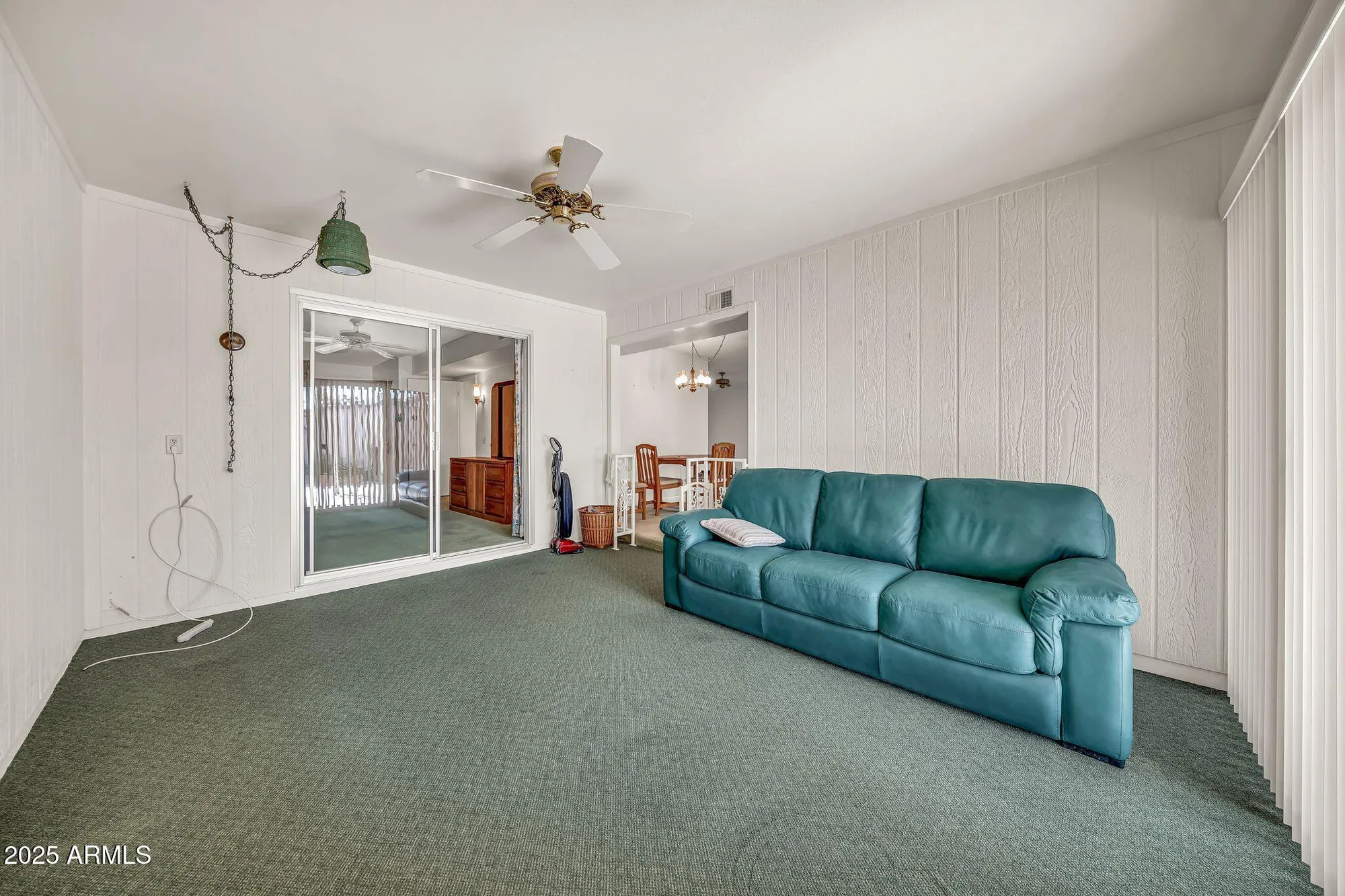 Property Slideshow image 8 of 35 | 10211 w ocotillo dr, Sun City, AZ, 85373