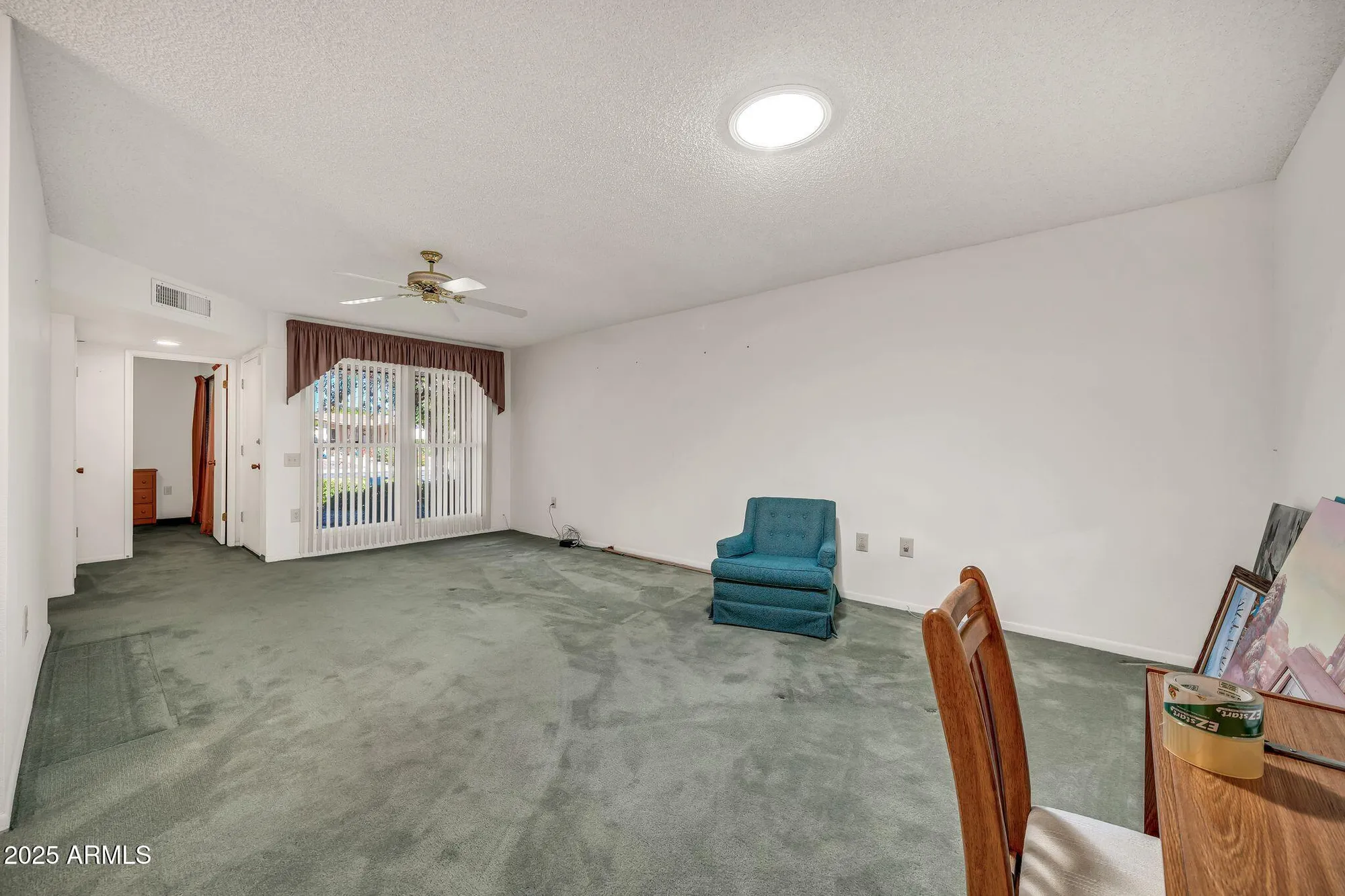 Property Slideshow image 13 of 35 | 10211 w ocotillo dr, Sun City, AZ, 85373