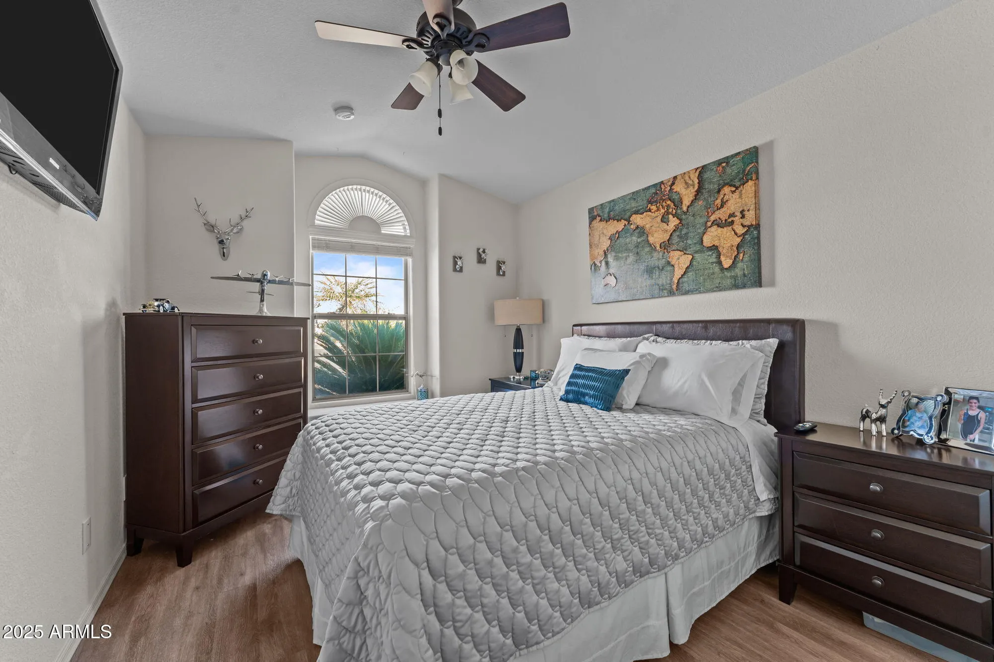 Property Slideshow image 17 of 34 | 18049 w weatherby dr, Surprise, AZ, 85374