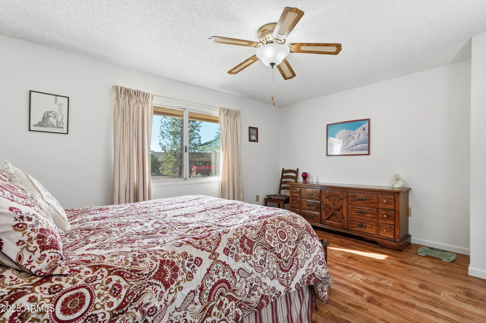 Property Slideshow image 16 of 34 | 19605 n pine springs dr, Sun City, AZ, 85373