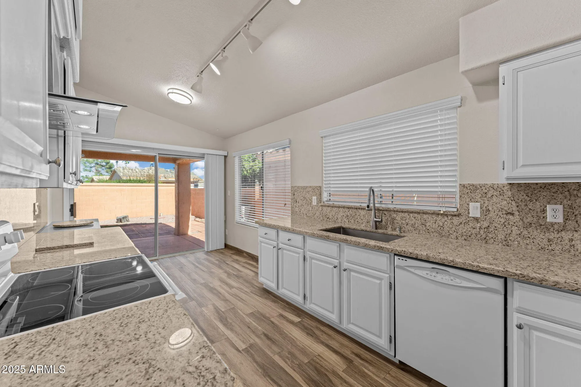 Property Slideshow image 5 of 26 | 14524 w zuni trl, Surprise, AZ, 85374