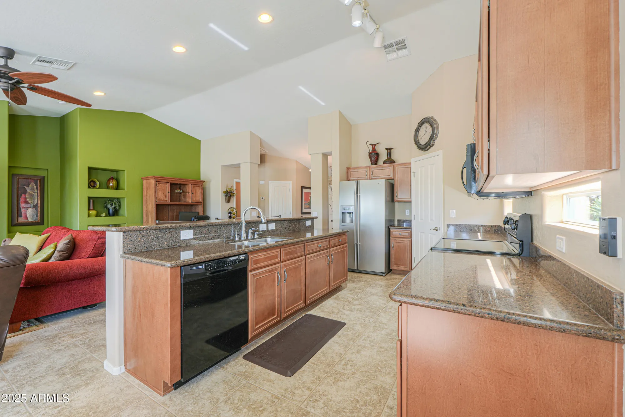 Property Slideshow image 13 of 55 | 33 s seville ln, Casa Grande, AZ, 85194