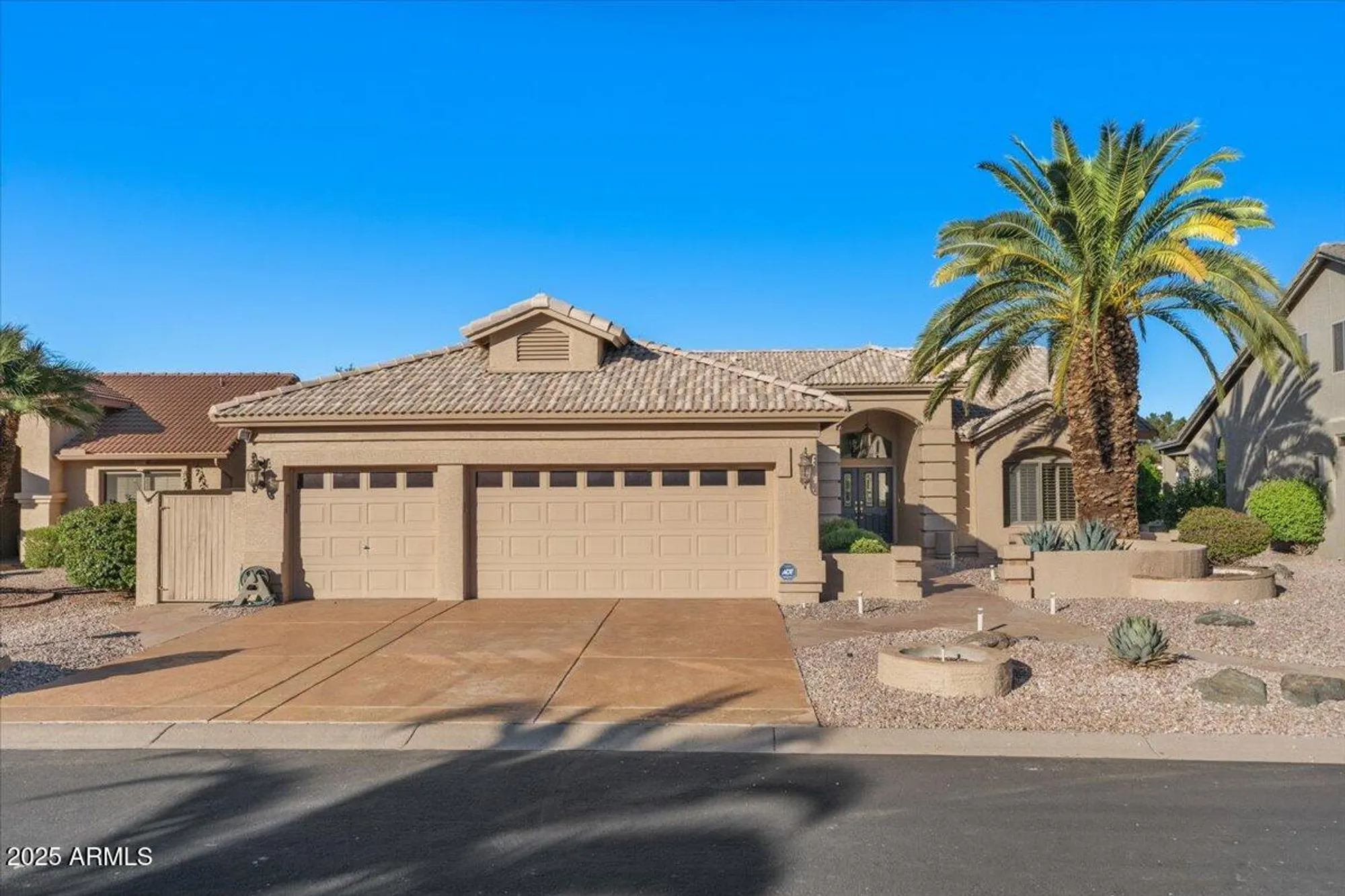 Property Slideshow image 8 of 63 | 8936 e cedar waxwing dr, Sun Lakes, AZ, 85248