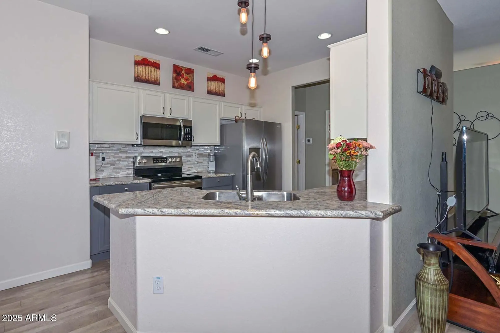 Property Slideshow image 14 of 47 | 15862 w wildflower dr, Surprise, AZ, 85374