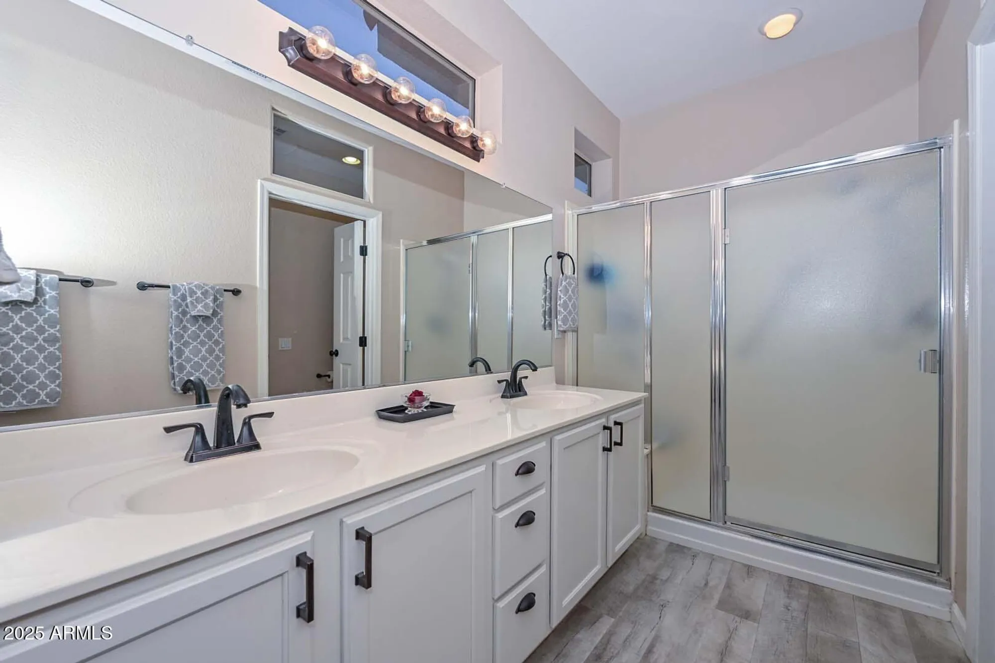 Property Slideshow image 26 of 47 | 15862 w wildflower dr, Surprise, AZ, 85374