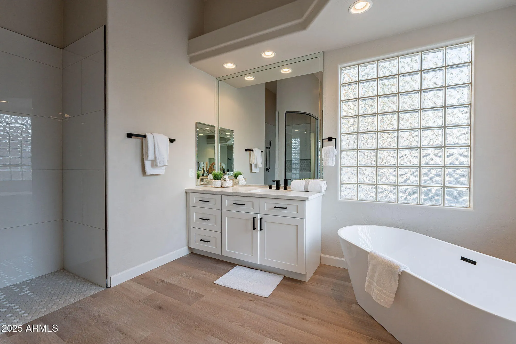 Property Slideshow image 23 of 34 | 19608 n regents park dr, Surprise, AZ, 85387