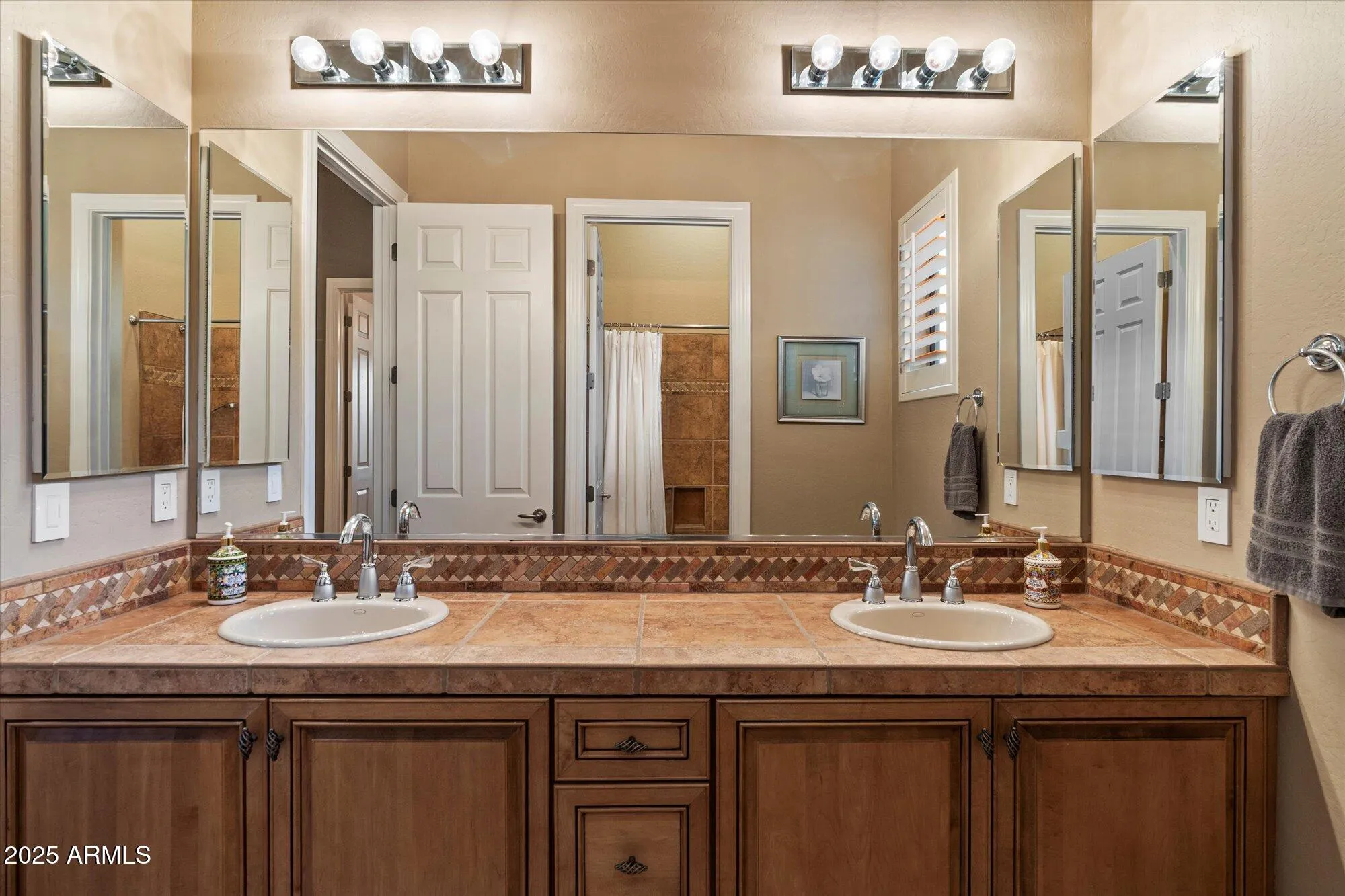 Property Slideshow image 29 of 52 | 41318 n club pointe dr, Anthem, AZ, 85086