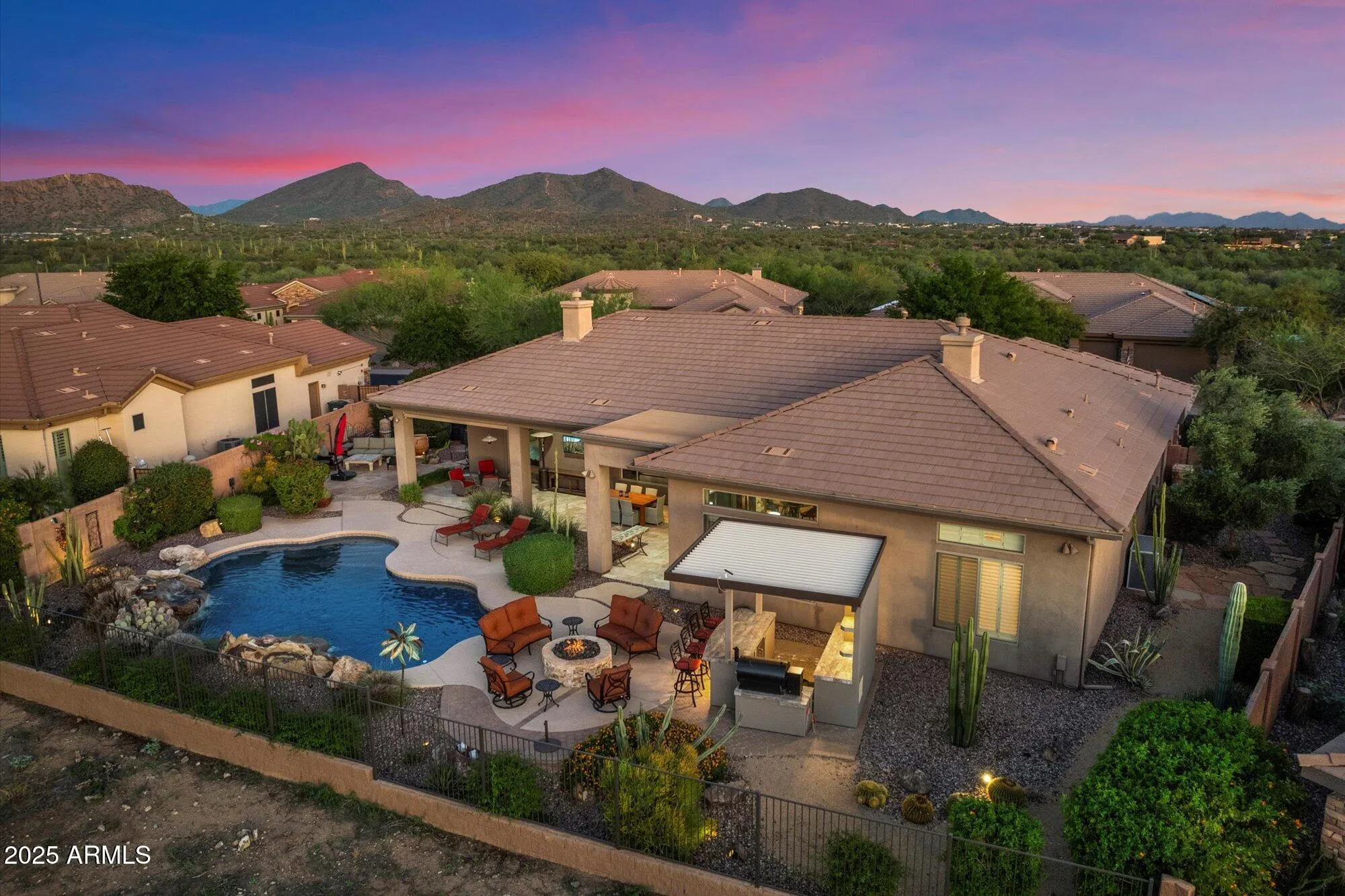 Property Slideshow image 49 of 52 | 41318 n club pointe dr, Anthem, AZ, 85086