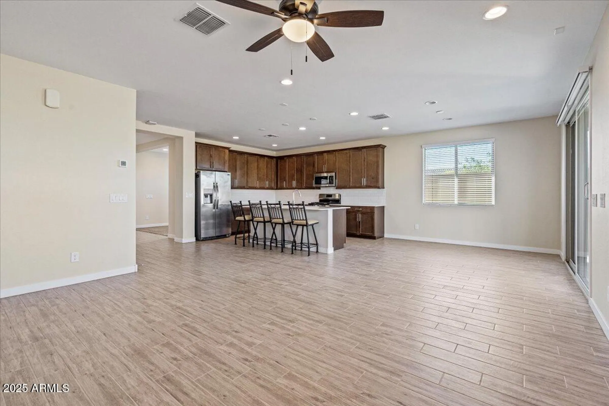Property Slideshow image 6 of 32 | 25030 n 172nd ln, Surprise, AZ, 85387
