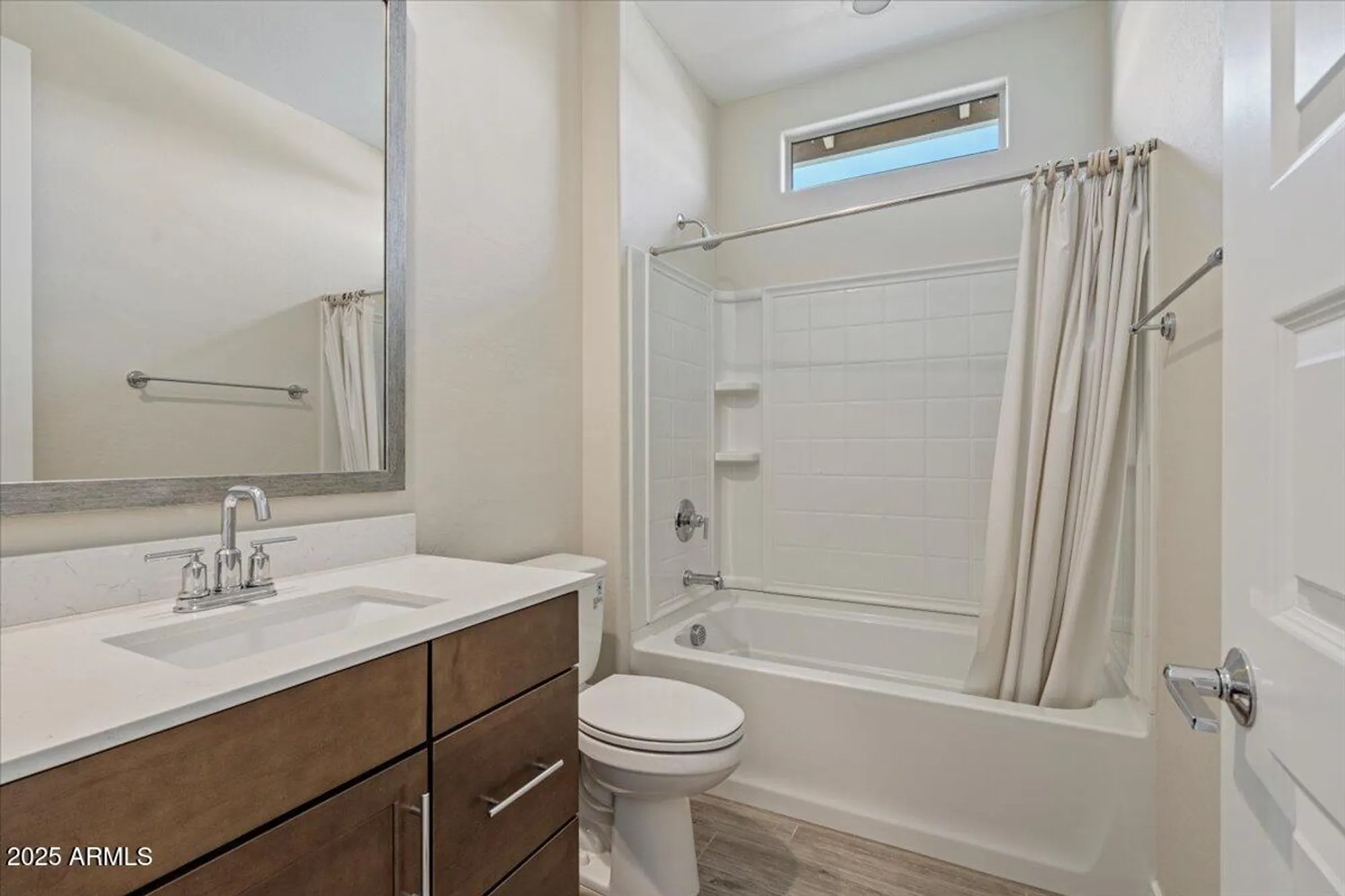 Property Slideshow image 14 of 32 | 25030 n 172nd ln, Surprise, AZ, 85387