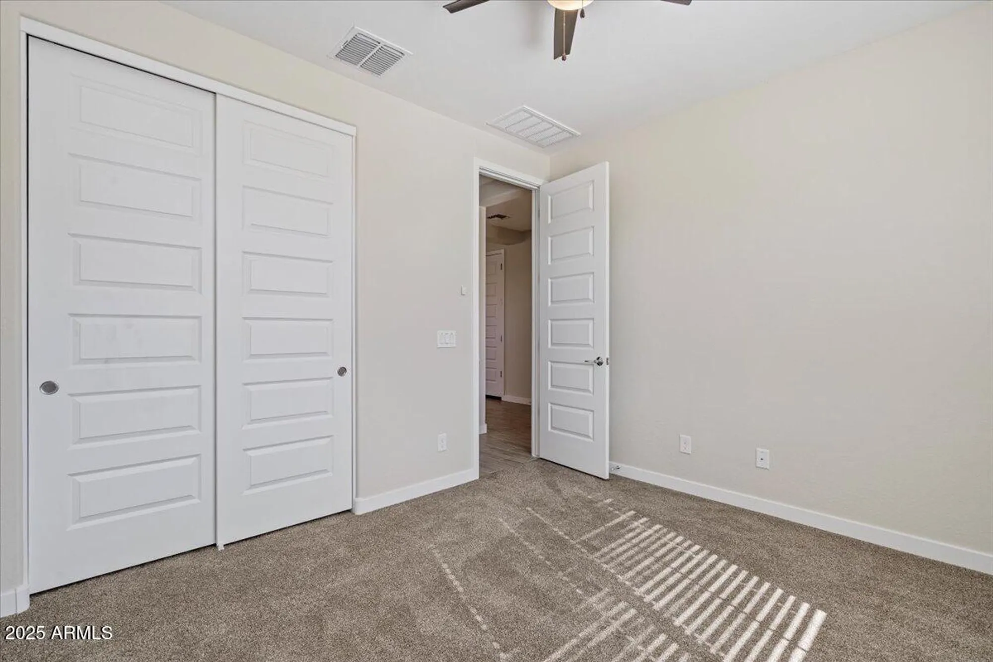 Property Slideshow image 13 of 32 | 25030 n 172nd ln, Surprise, AZ, 85387