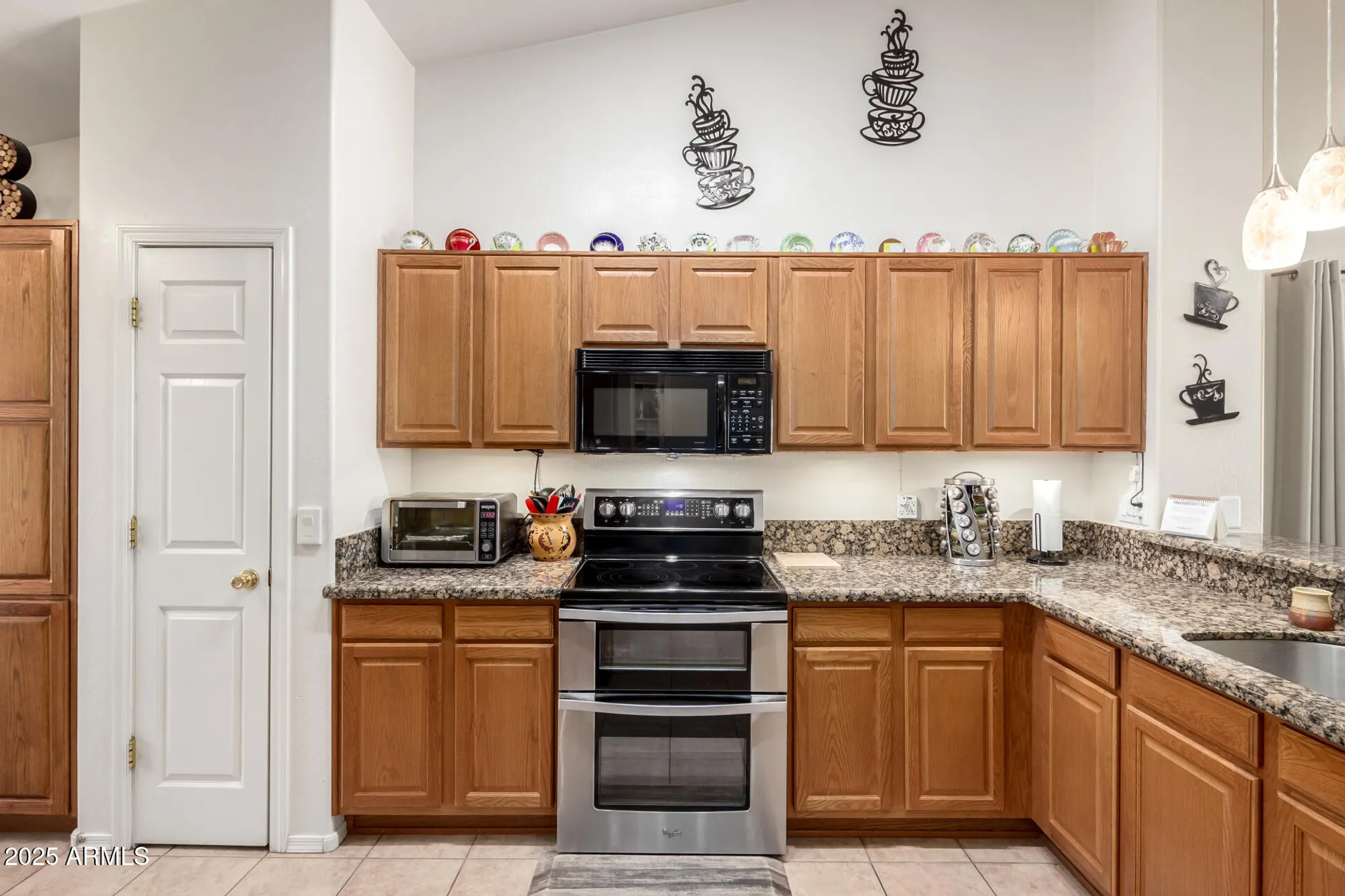 Property Slideshow image 13 of 31 | 23062 w arrow dr, Buckeye, AZ, 85326