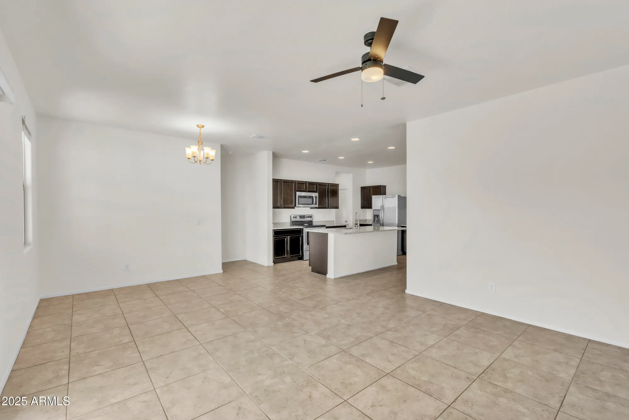 Property Slideshow image 6 of 30 | 2405 e san lorenzo trl, Casa Grande, AZ, 85194