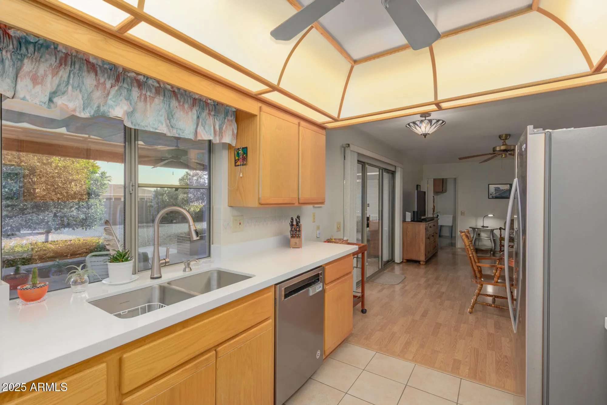 Property Slideshow image 14 of 36 | 11065 w edgewood dr, Sun City, AZ, 85351