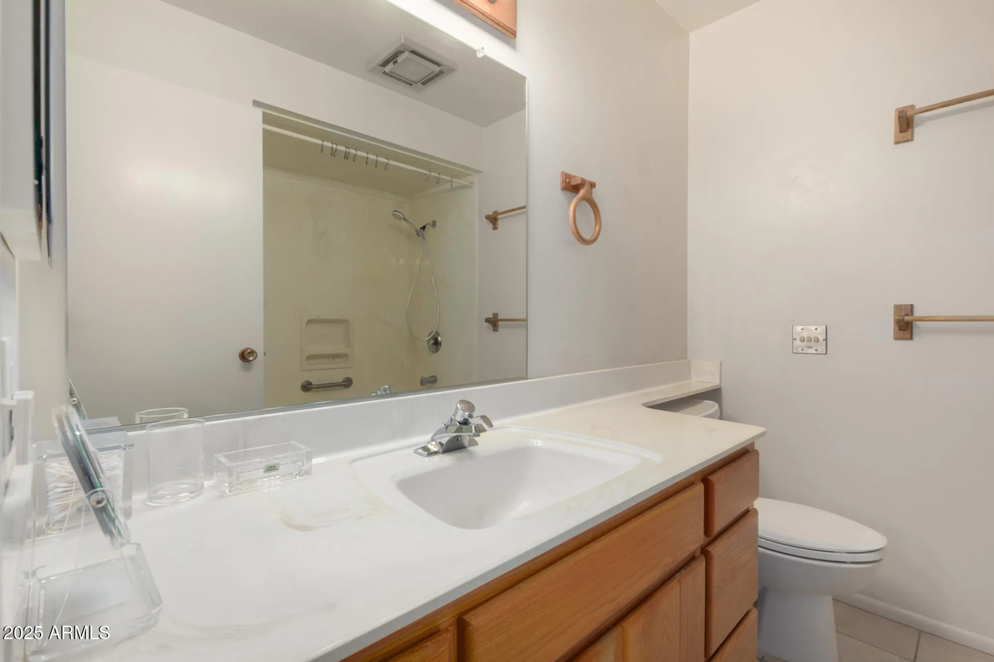 Property Slideshow image 21 of 36 | 11065 w edgewood dr, Sun City, AZ, 85351