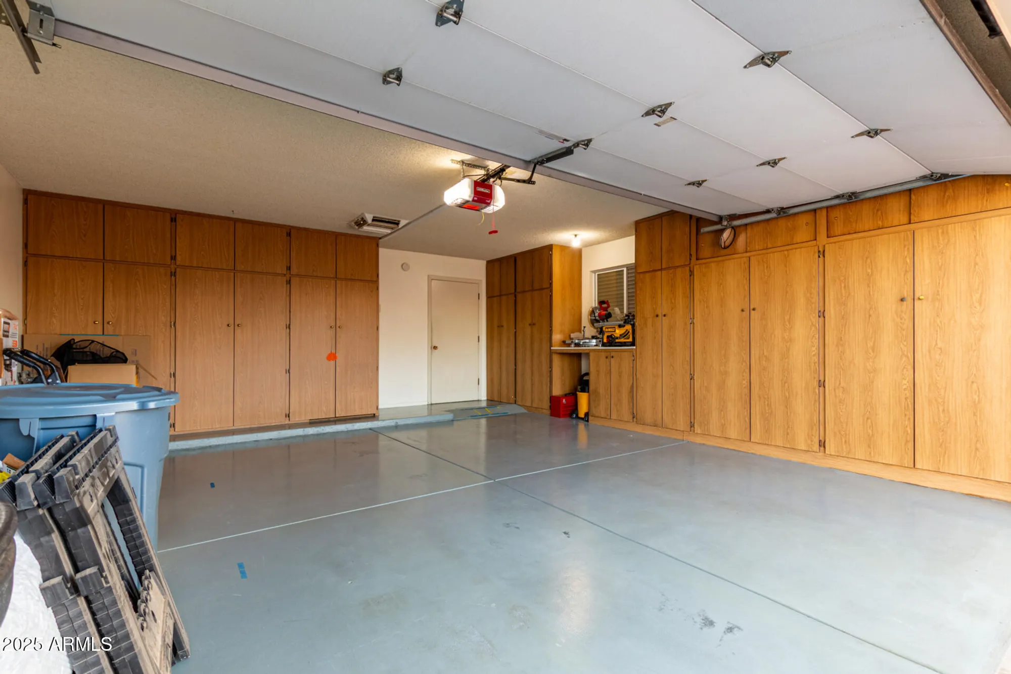 Property Slideshow image 25 of 36 | 11065 w edgewood dr, Sun City, AZ, 85351