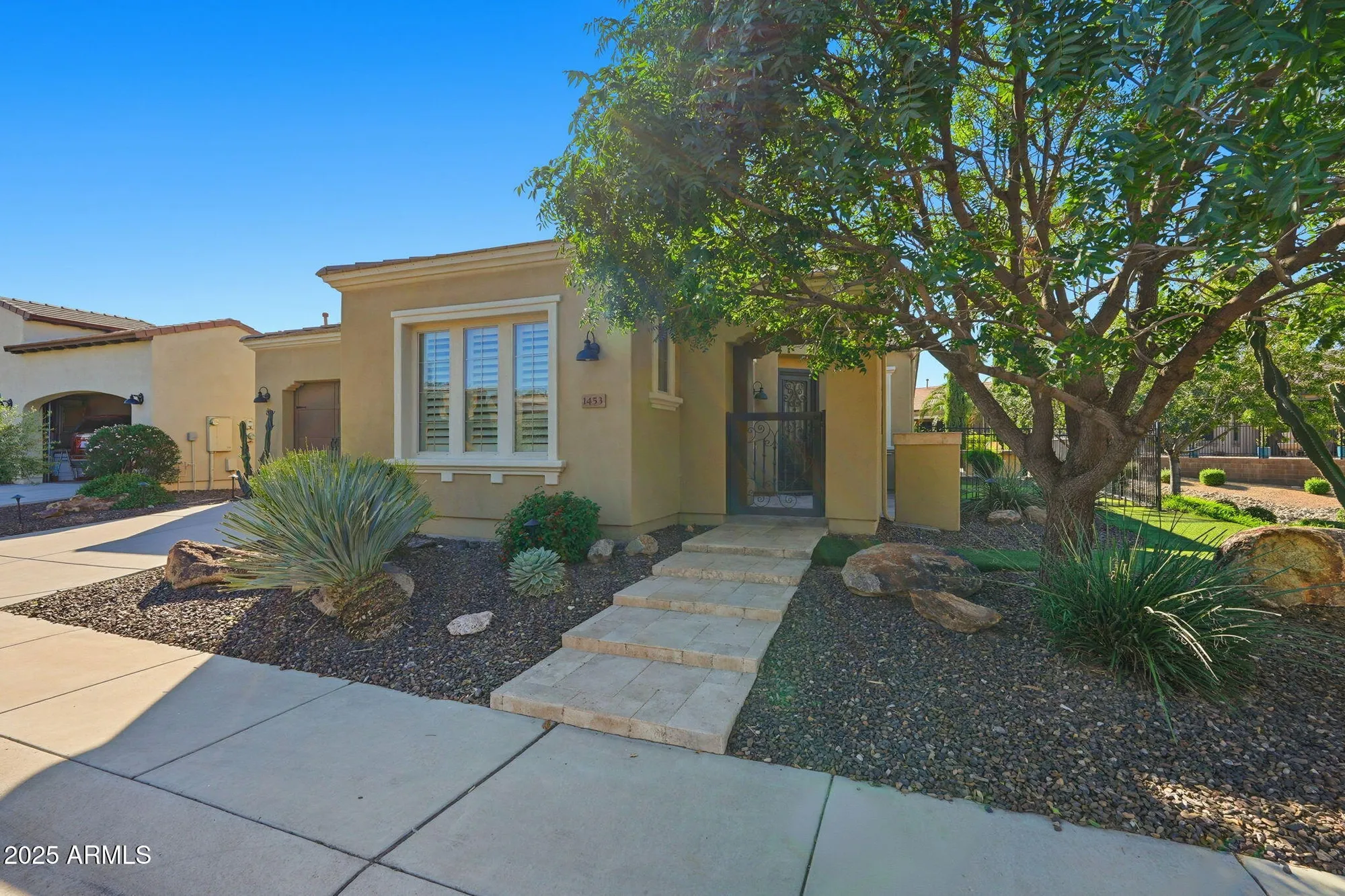 Property Slideshow image 4 of 63 | 1453 e vesper trl, Queen Creek, AZ, 85140