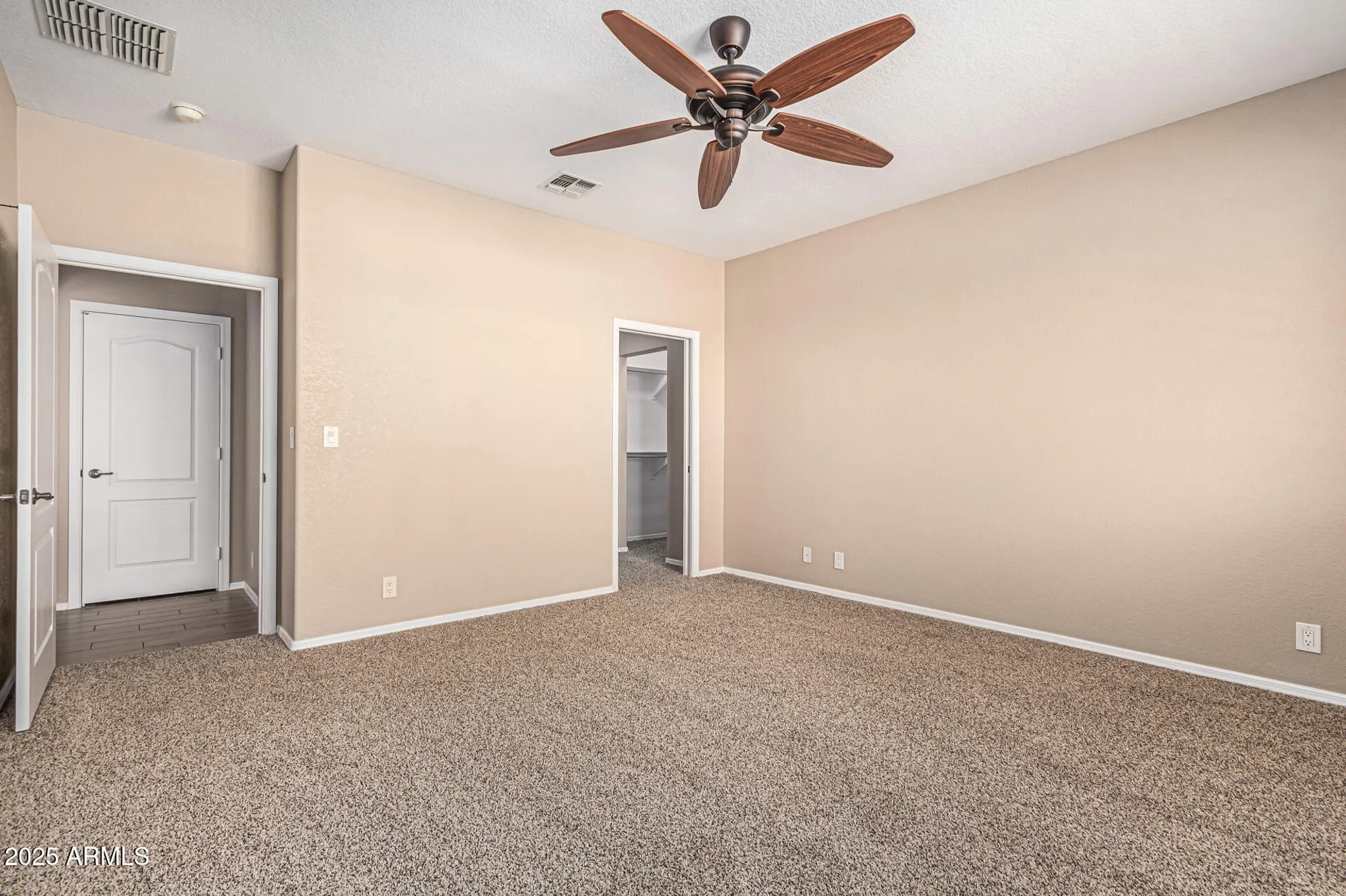 Property Slideshow image 22 of 38 | 10946 e oro ave, Mesa, AZ, 85212