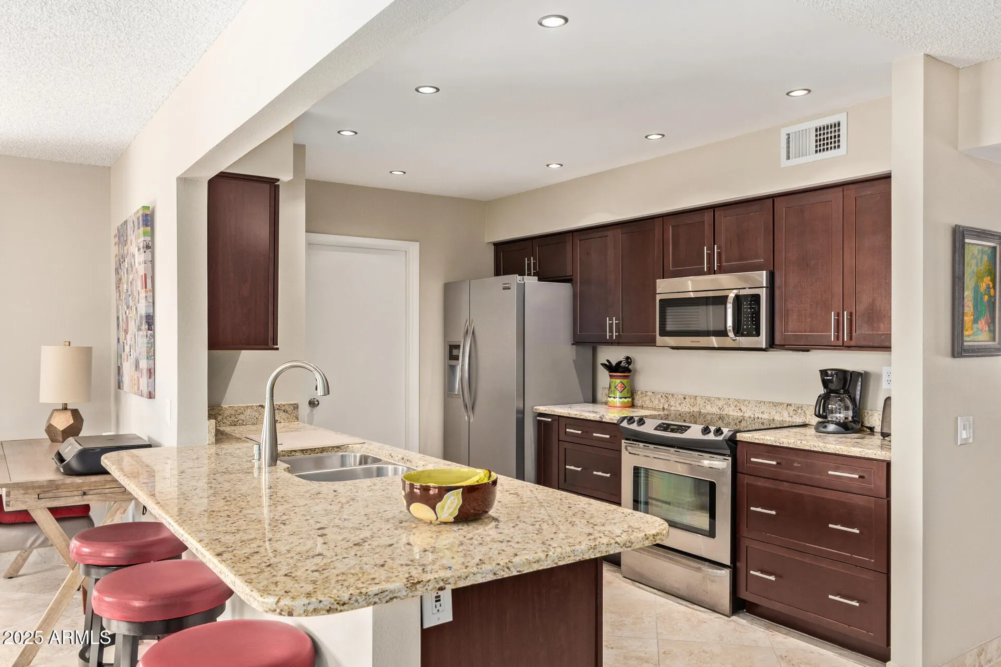 Property Slideshow image 7 of 33 | 10511 w edgewood dr, Sun City, AZ, 85351