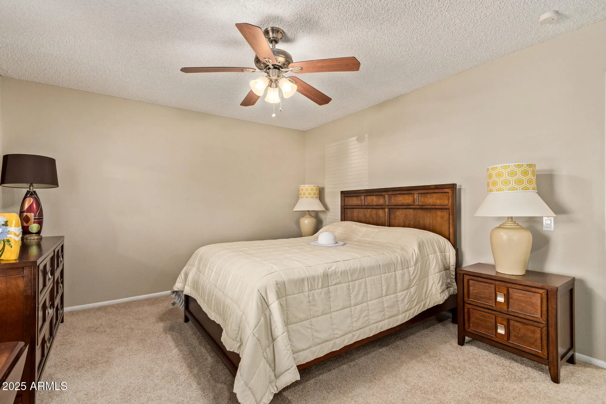 Property Slideshow image 14 of 33 | 10511 w edgewood dr, Sun City, AZ, 85351