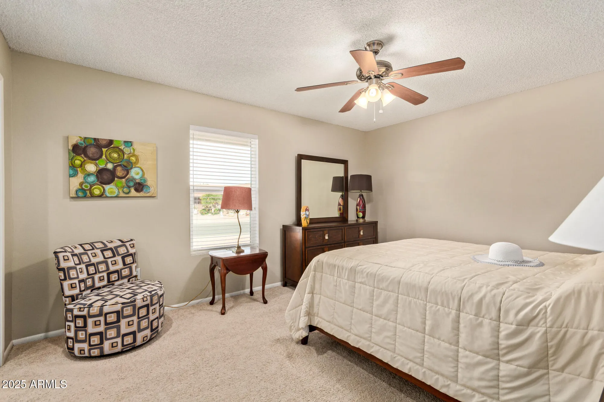 Property Slideshow image 13 of 33 | 10511 w edgewood dr, Sun City, AZ, 85351