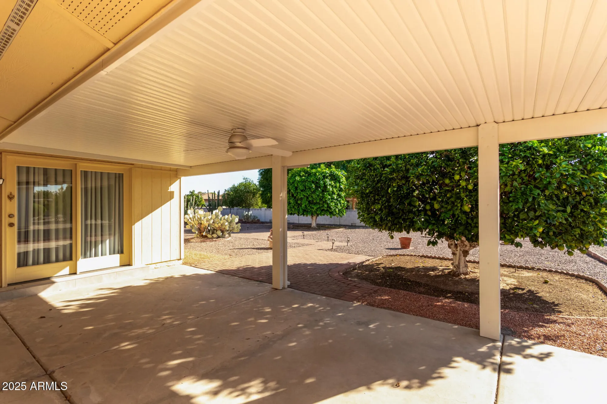 Property Slideshow image 21 of 33 | 10511 w edgewood dr, Sun City, AZ, 85351