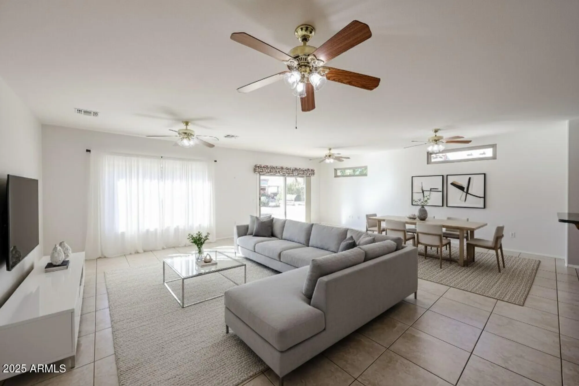 Property Slideshow image 9 of 40 | 16505 w lone tree ct, Surprise, AZ, 85374