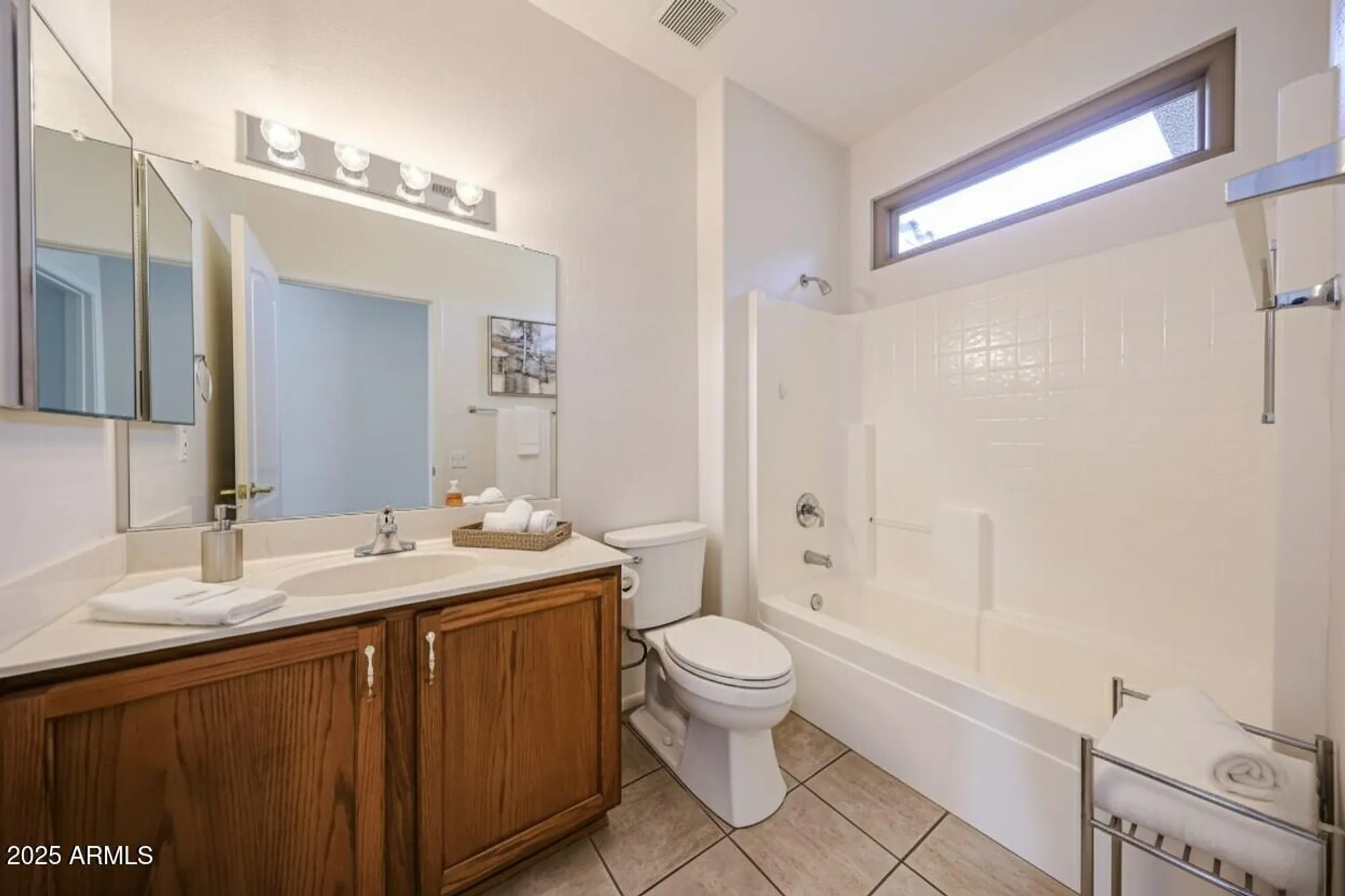 Property Slideshow image 28 of 40 | 16505 w lone tree ct, Surprise, AZ, 85374