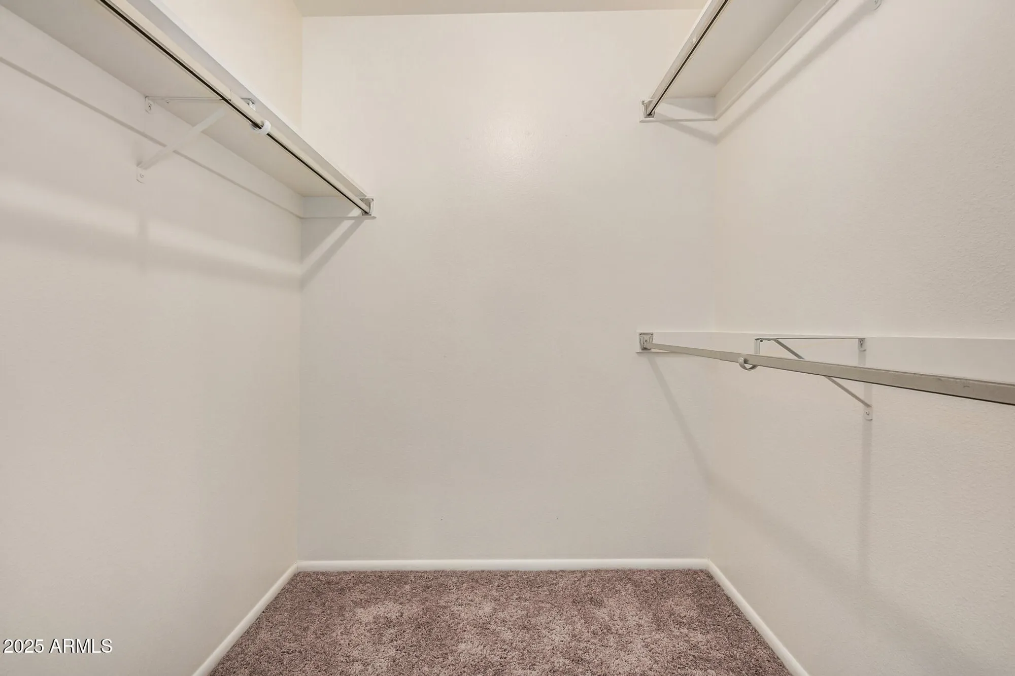 Property Slideshow image 16 of 27 | 11049 w crestbrook dr, Sun City, AZ, 85351