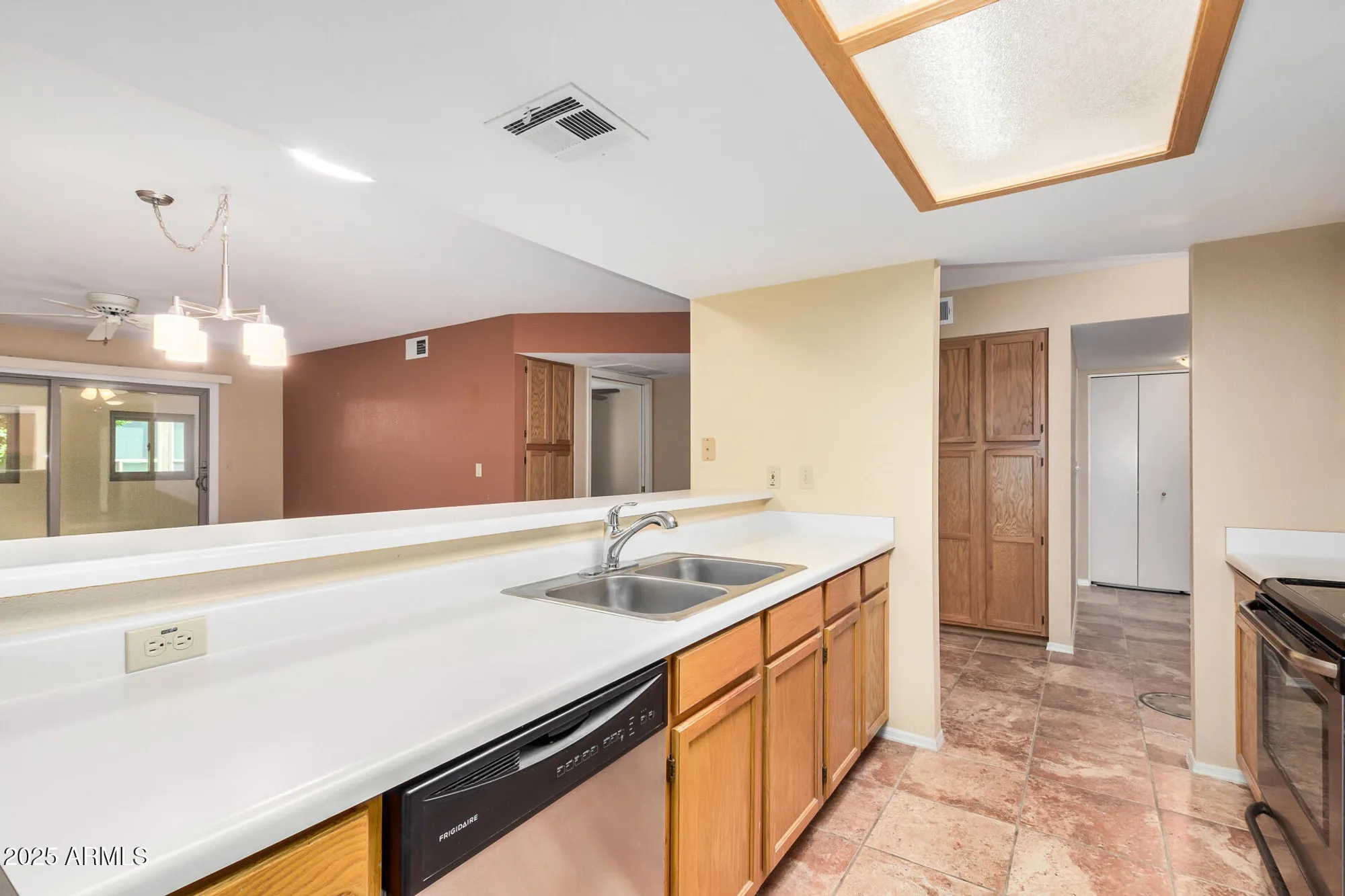 Property Slideshow image 9 of 24 | 1021 s greenfield rd 1165, Mesa, AZ, 85206