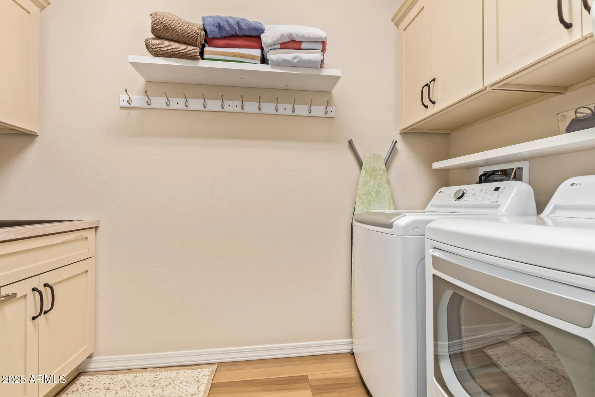 Property Slideshow image 28 of 37 | 20283 n wagner wash dr, Buckeye, AZ, 85396