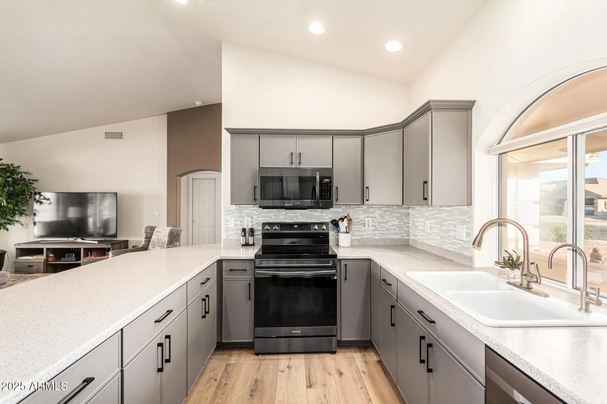 Property Slideshow image 13 of 36 | 11410 e medina ave, Mesa, AZ, 85209