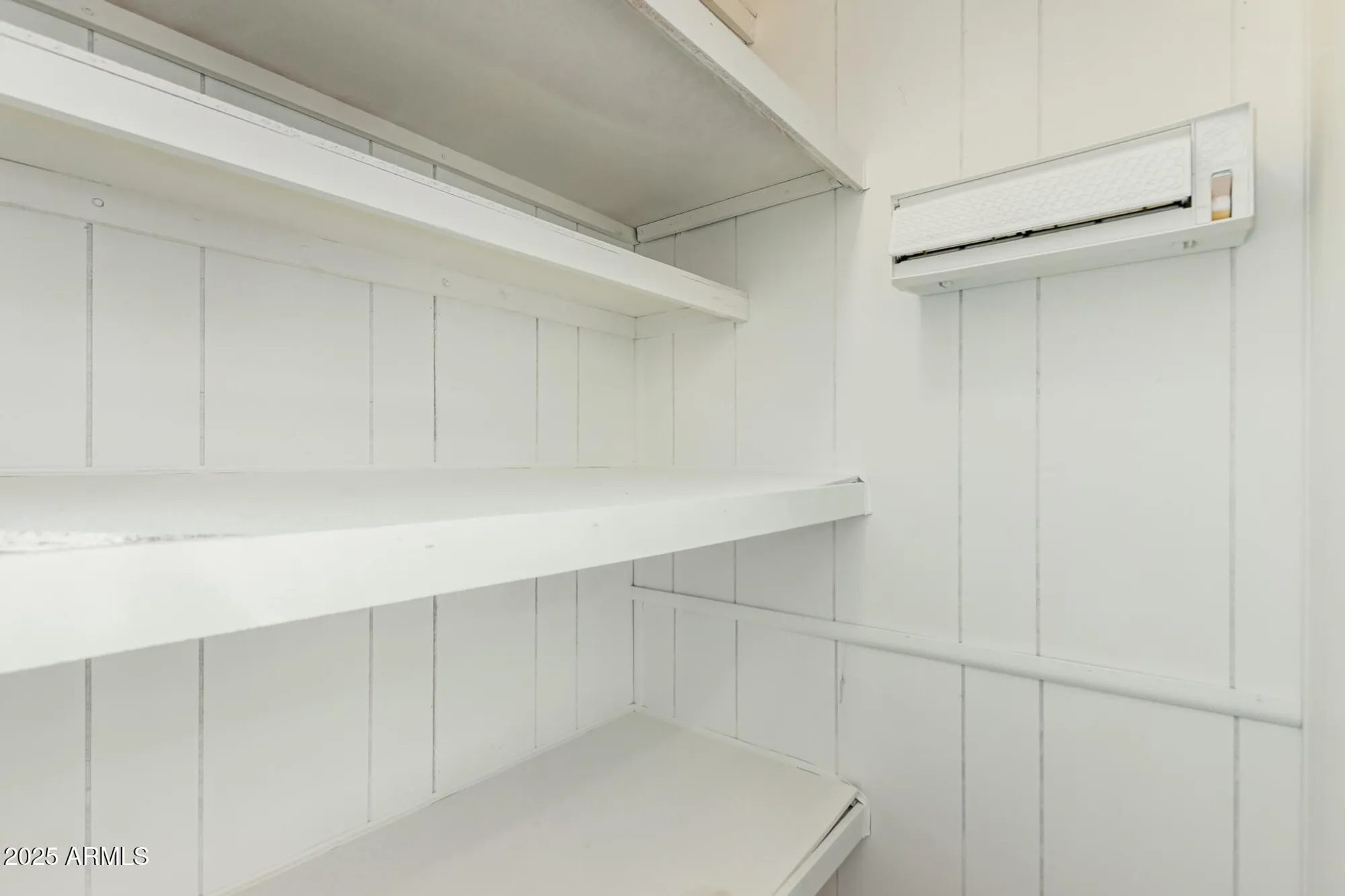 Property Slideshow image 14 of 31 | 826 s 82nd pl, Mesa, AZ, 85208