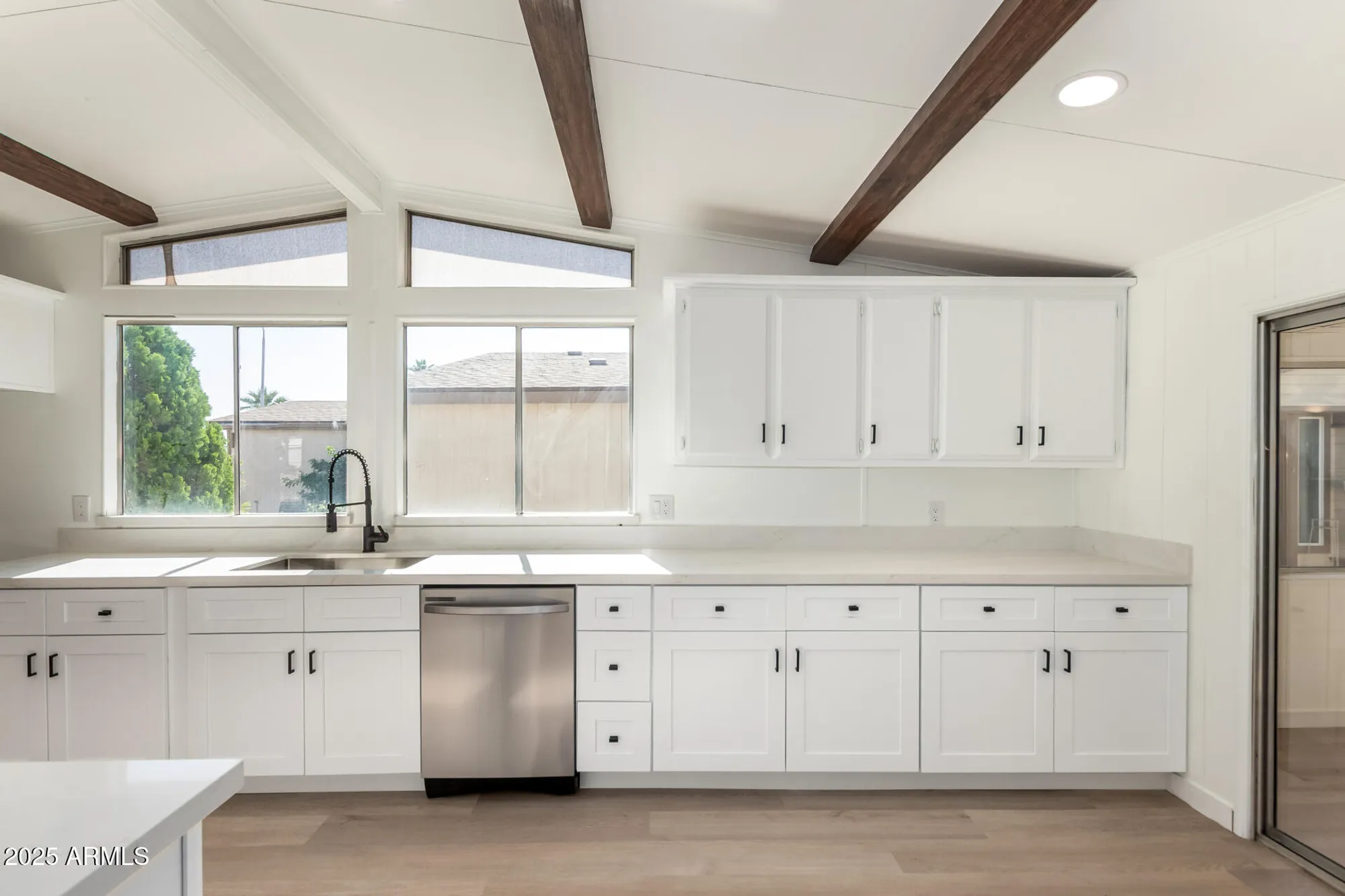 Property Slideshow image 13 of 31 | 826 s 82nd pl, Mesa, AZ, 85208