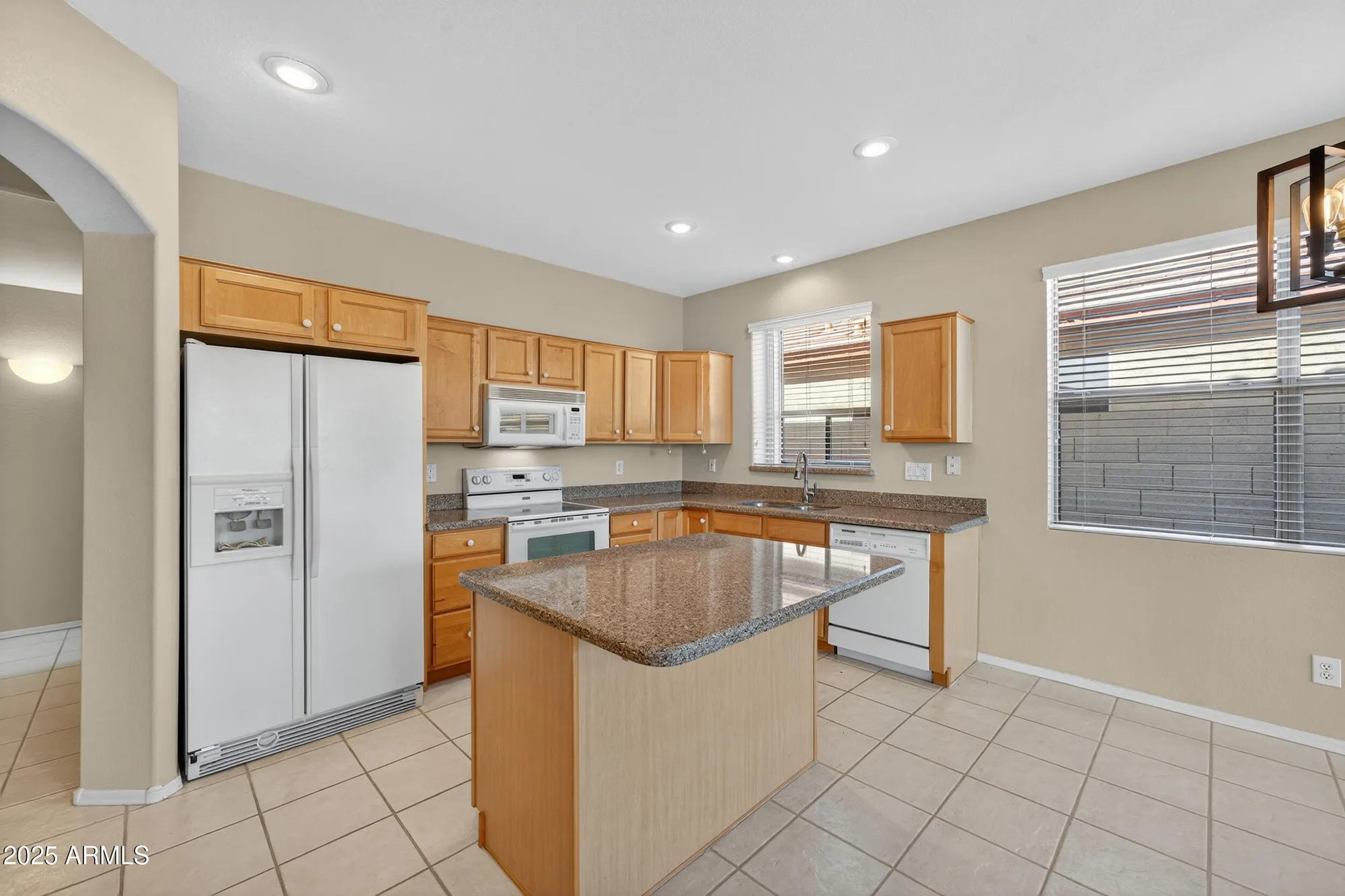 Property Slideshow image 9 of 43 | 17731 n becke ln, Surprise, AZ, 85374