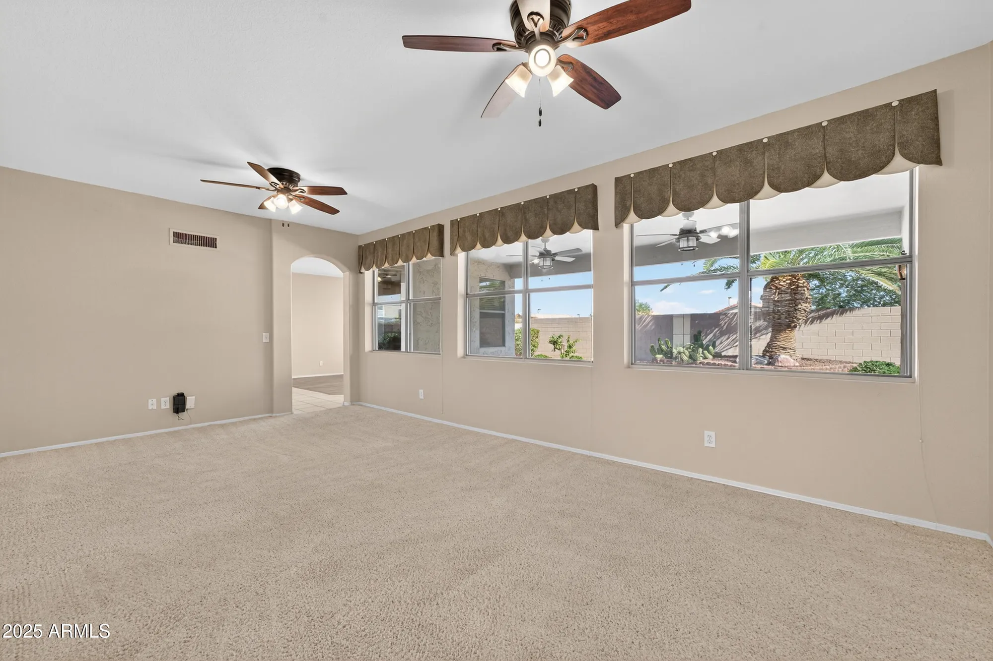 Property Slideshow image 22 of 43 | 17731 n becke ln, Surprise, AZ, 85374